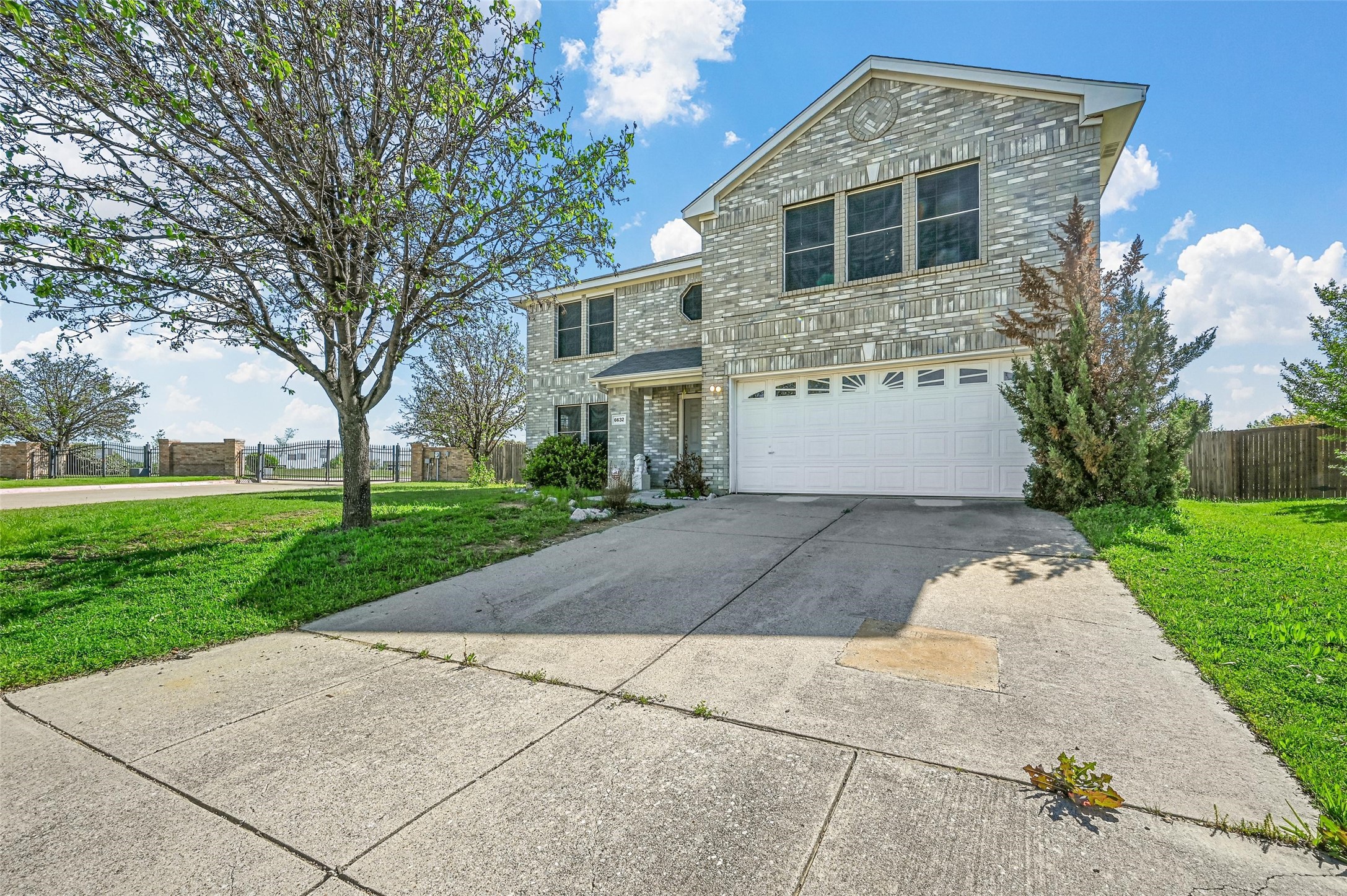 6632 Canyon Oak Drive Fort Worth TX 76112