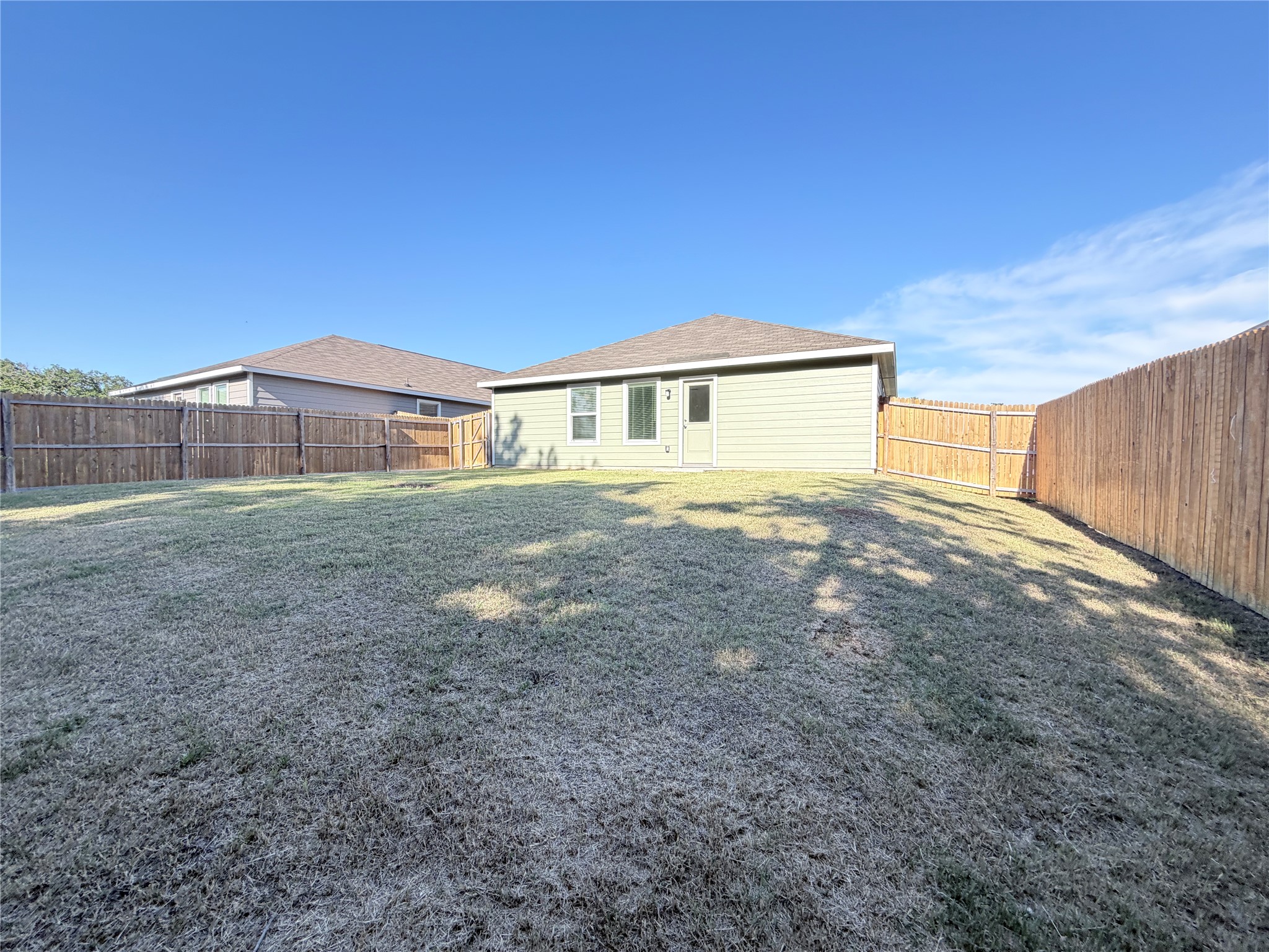 1717 Round House Lane Dallas TX 75253