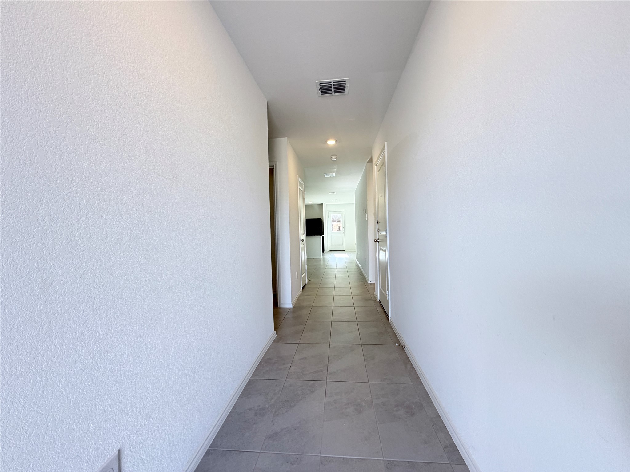 1717 Round House Lane Dallas TX 75253