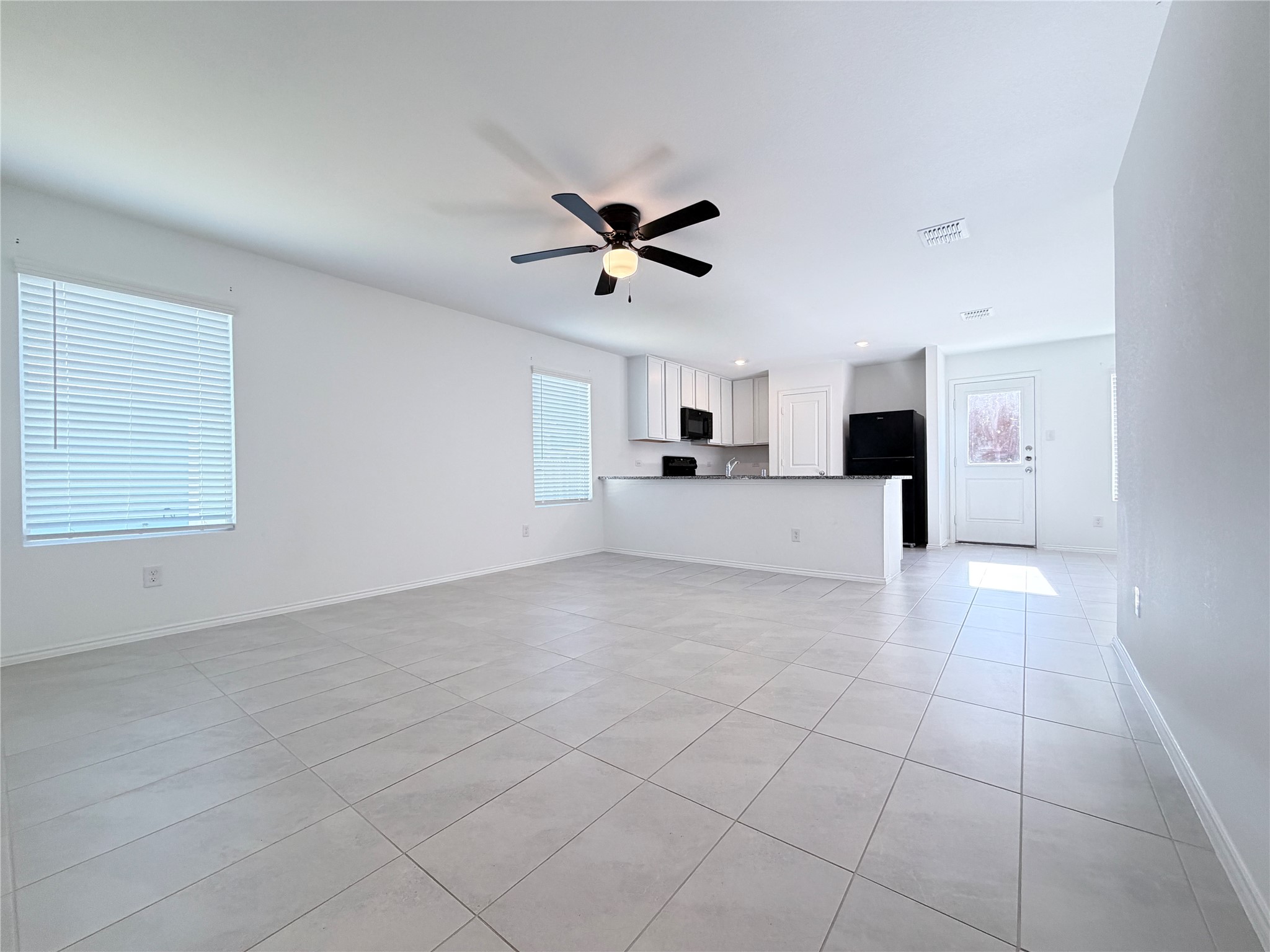 1717 Round House Lane Dallas TX 75253