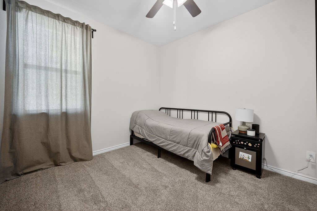10601 Autumn Leaves Lane Aubrey TX 76227