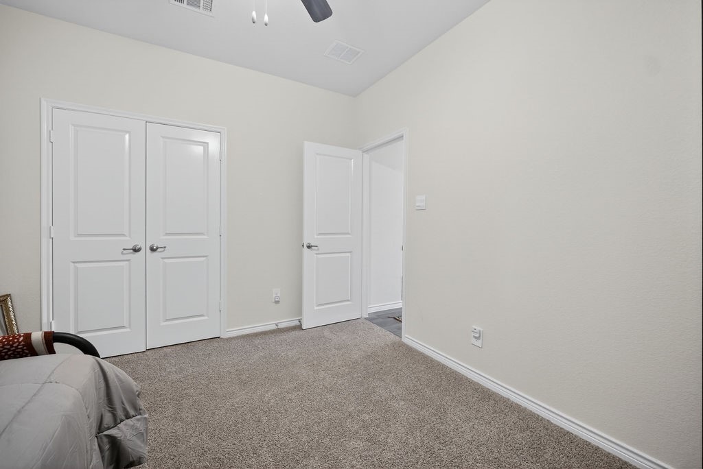 10601 Autumn Leaves Lane Aubrey TX 76227