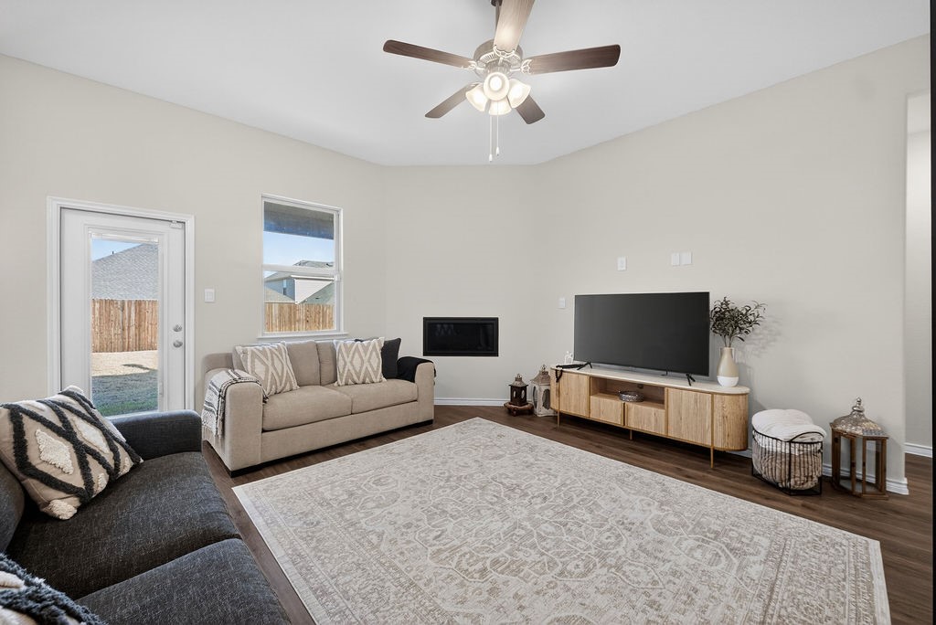 10601 Autumn Leaves Lane Aubrey TX 76227