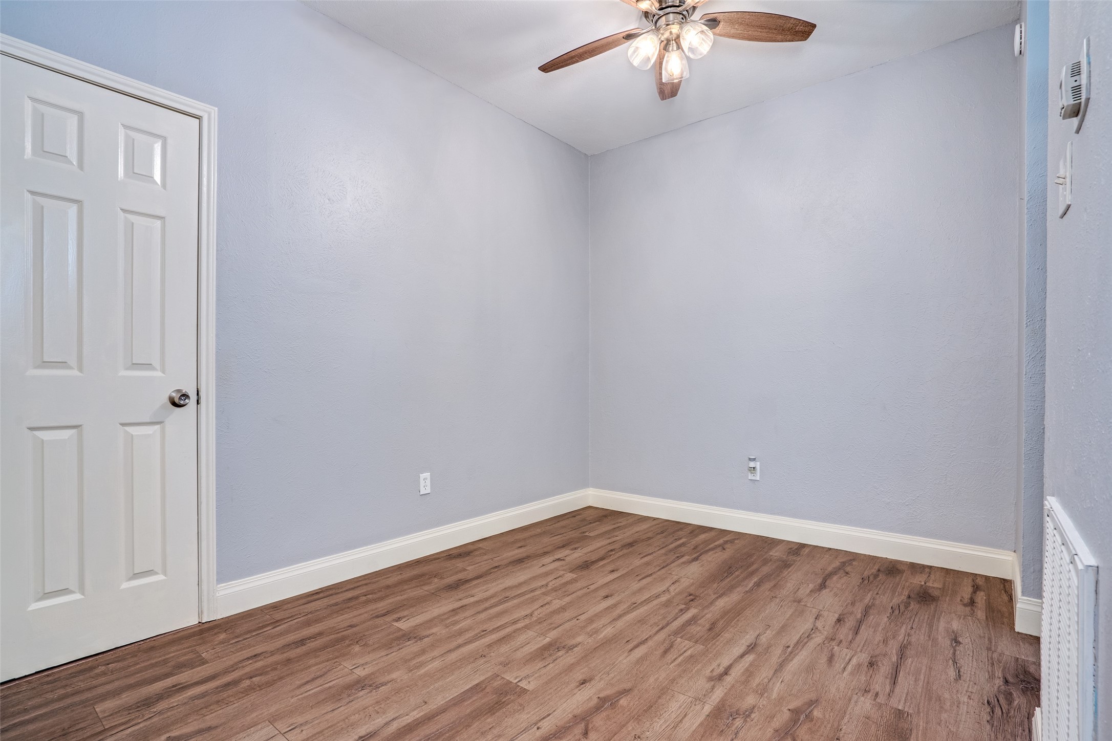 9254 Forest Lane Dallas TX 75243