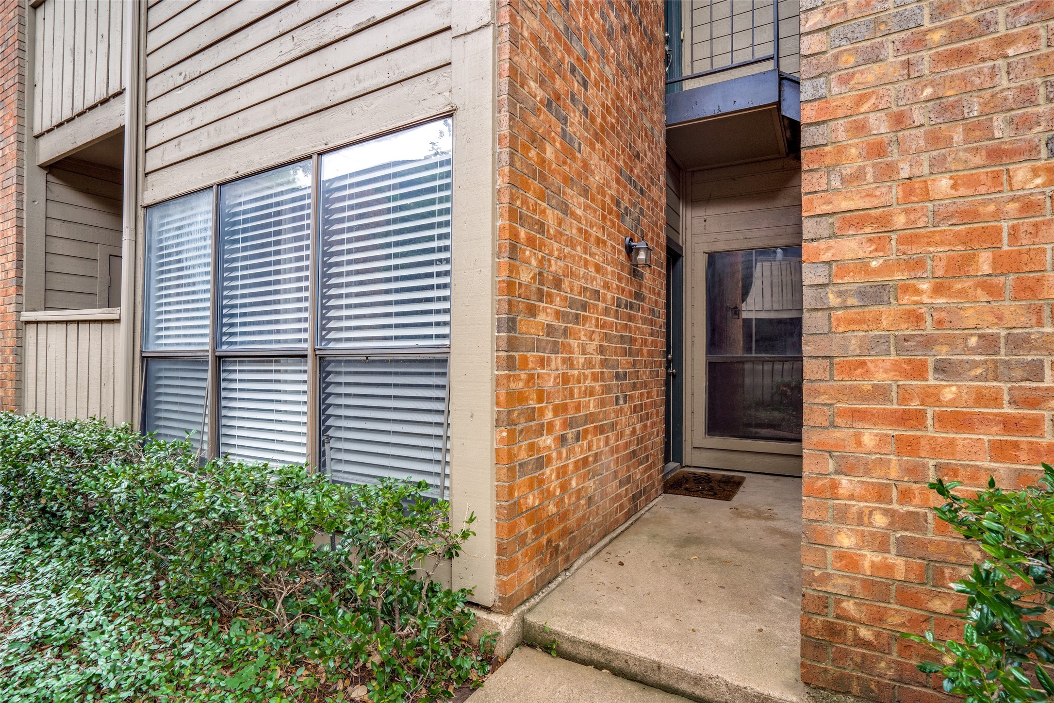 9254 Forest Lane Dallas TX 75243