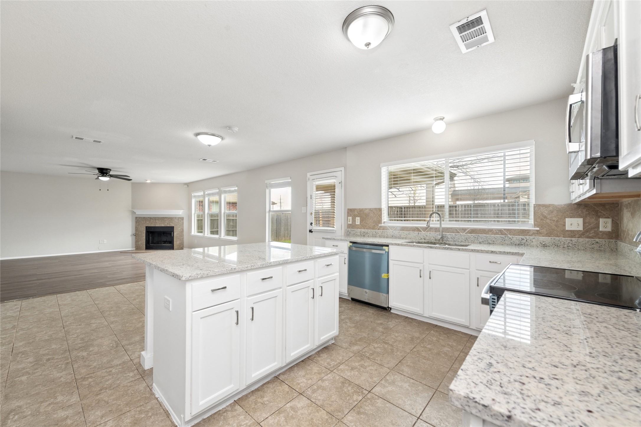 4436 Westbend Lane Fort Worth TX 76244