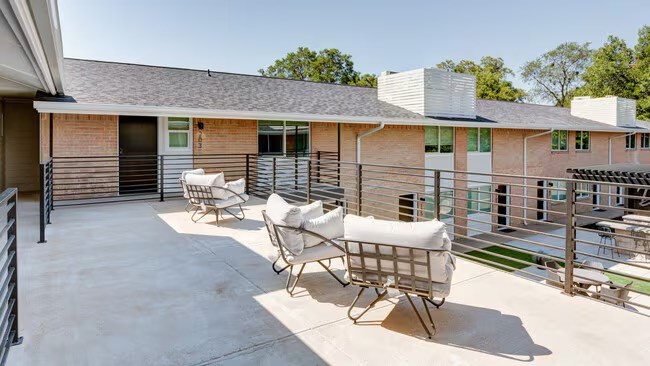 425 N Rosemont Avenue Dallas TX 75208