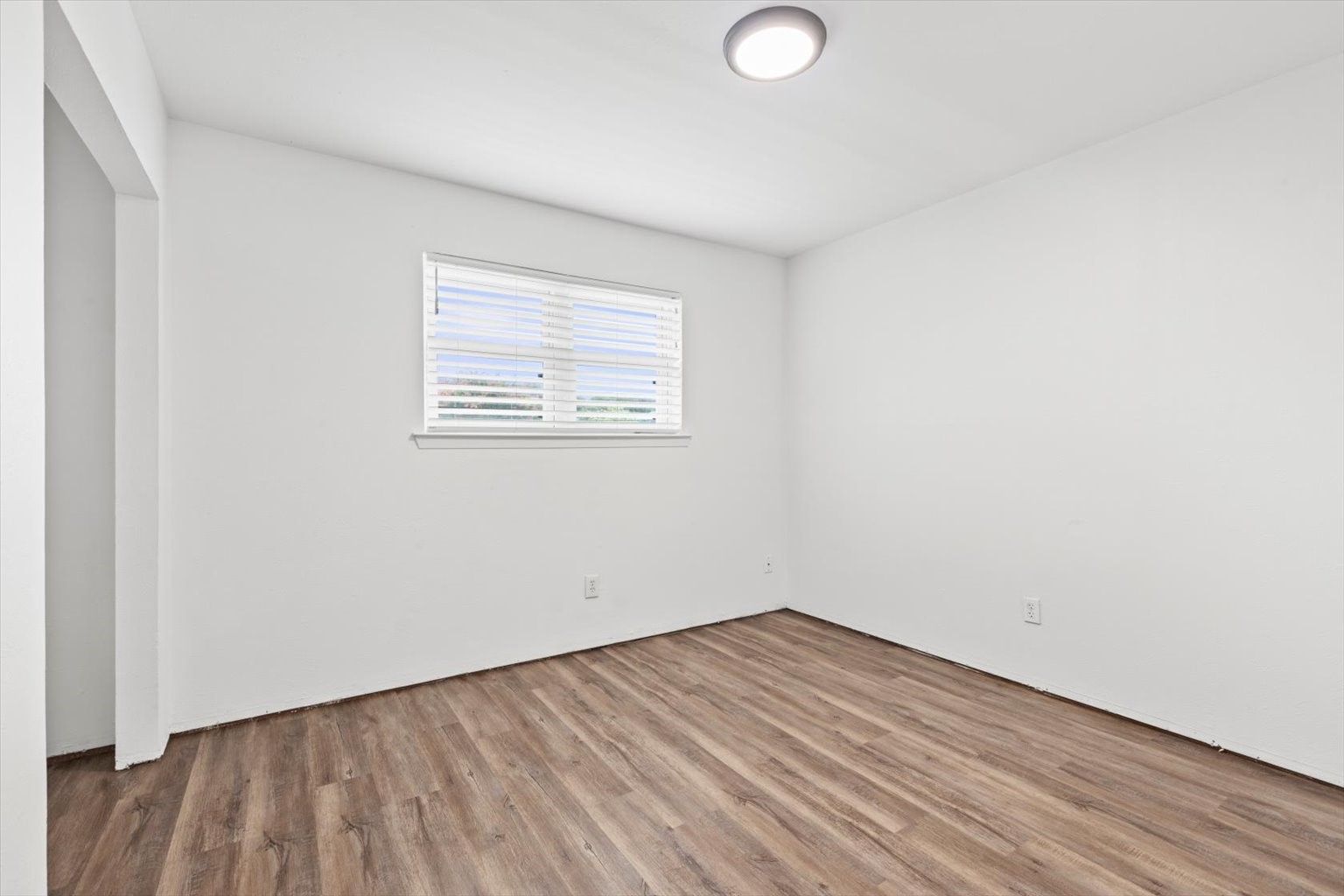 615 Bocowood Circle Euless TX 76039