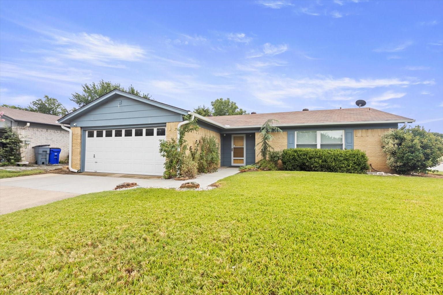 615 Bocowood Circle Euless TX 76039