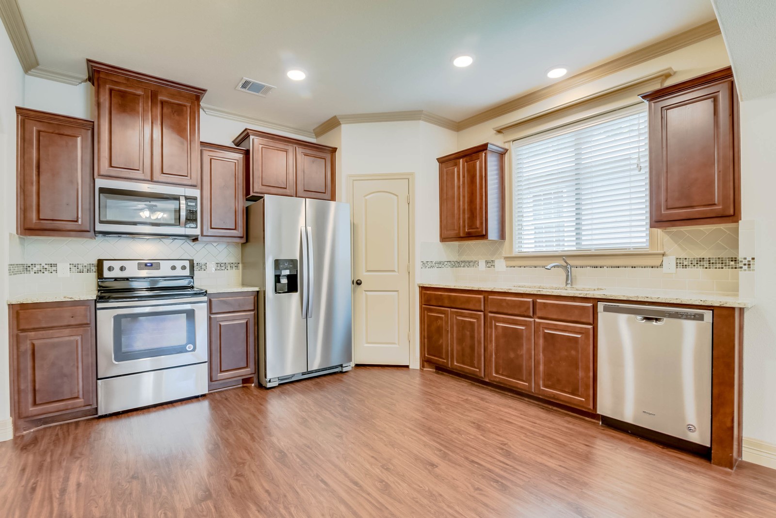 2724 Forest Park Boulevard Fort Worth TX 76110