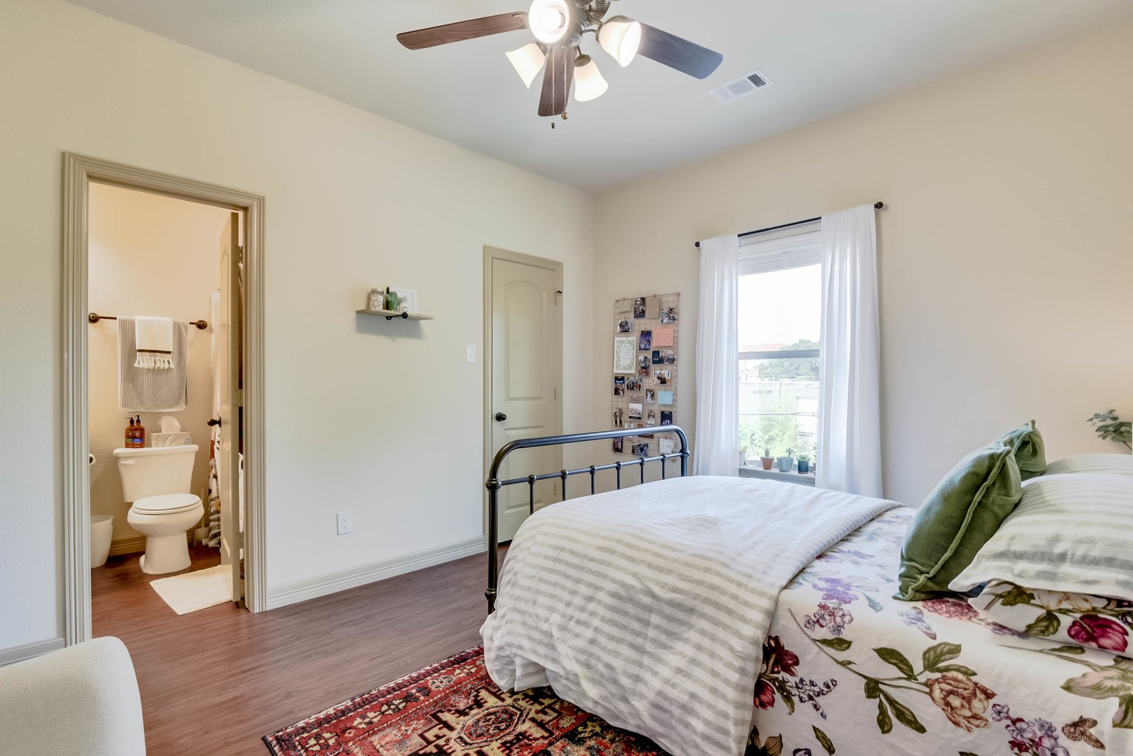 2724 Forest Park Boulevard Fort Worth TX 76110
