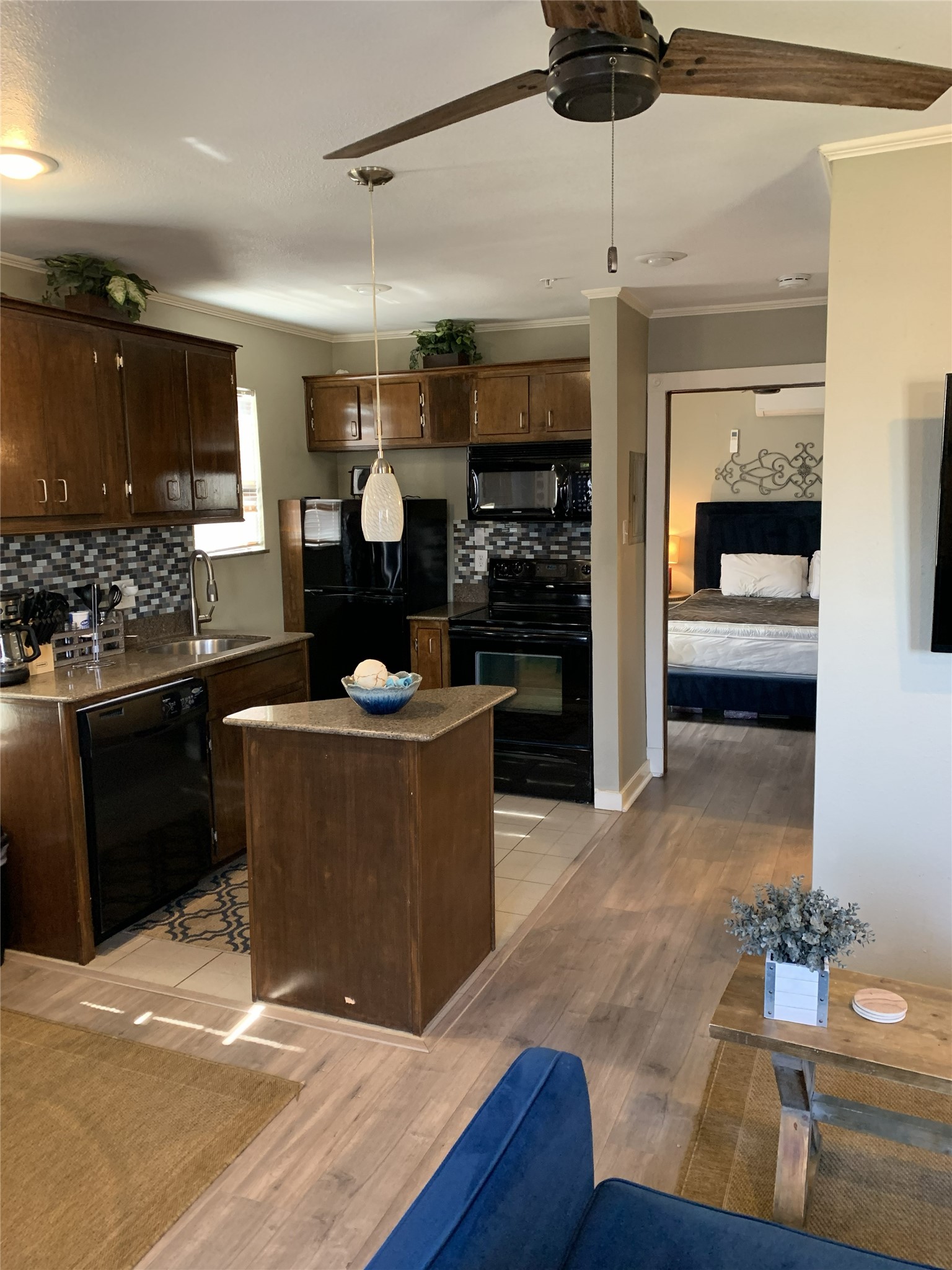 5969 Lewis Street Dallas TX 75206