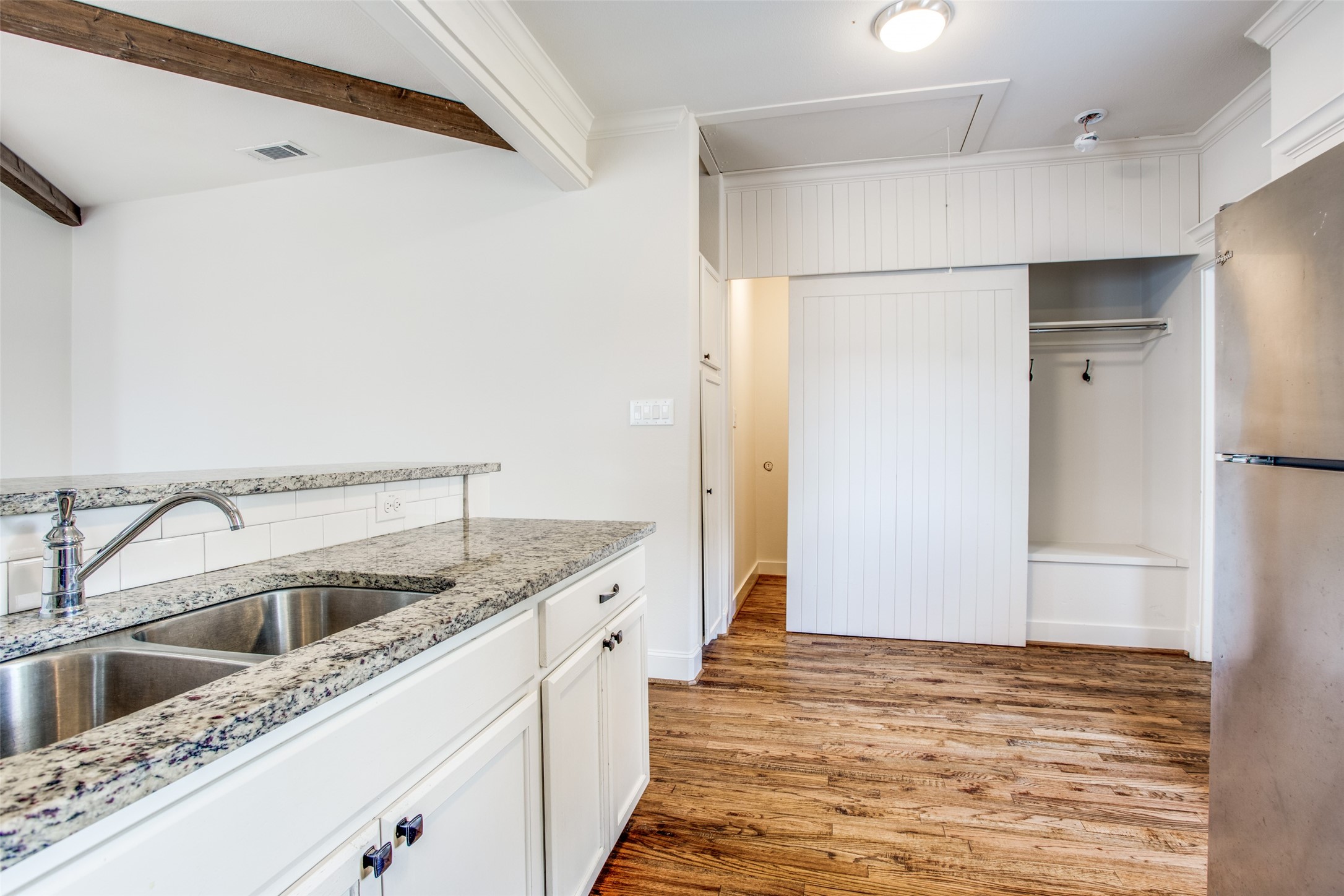 403 Parkview Avenue Dallas TX 75223