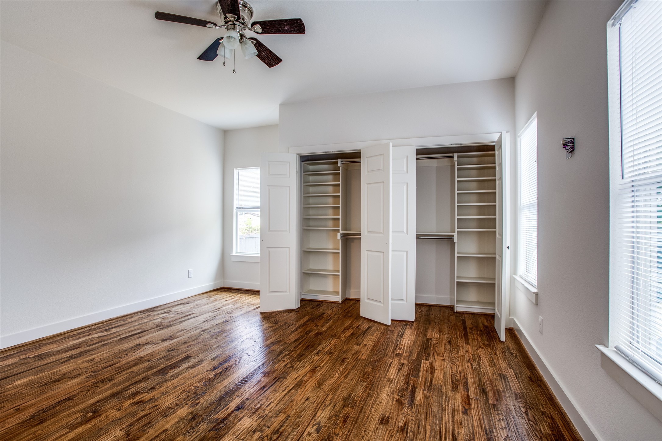 403 Parkview Avenue Dallas TX 75223