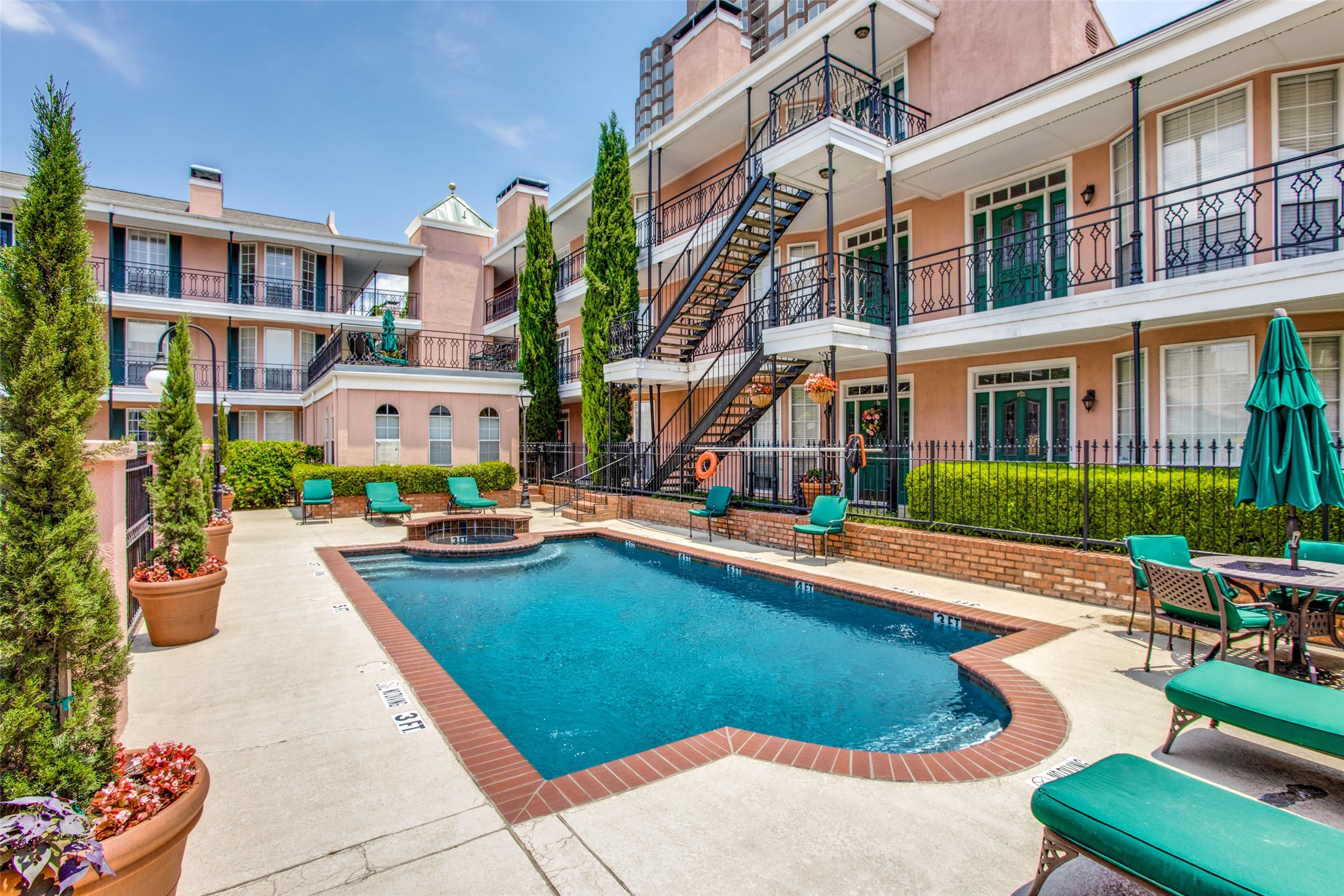 3208 Cole Avenue Dallas TX 75204