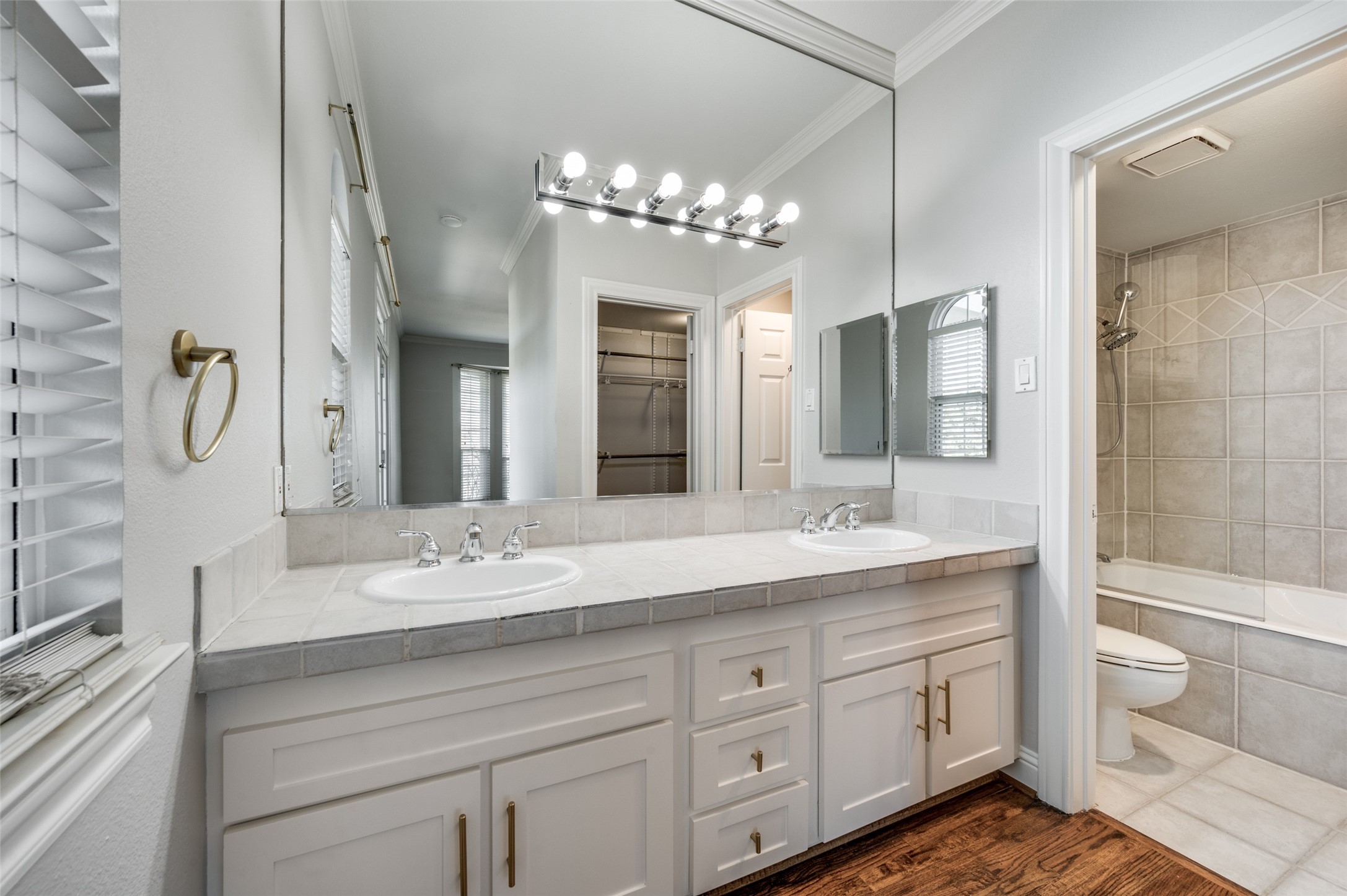 3208 Cole Avenue Dallas TX 75204