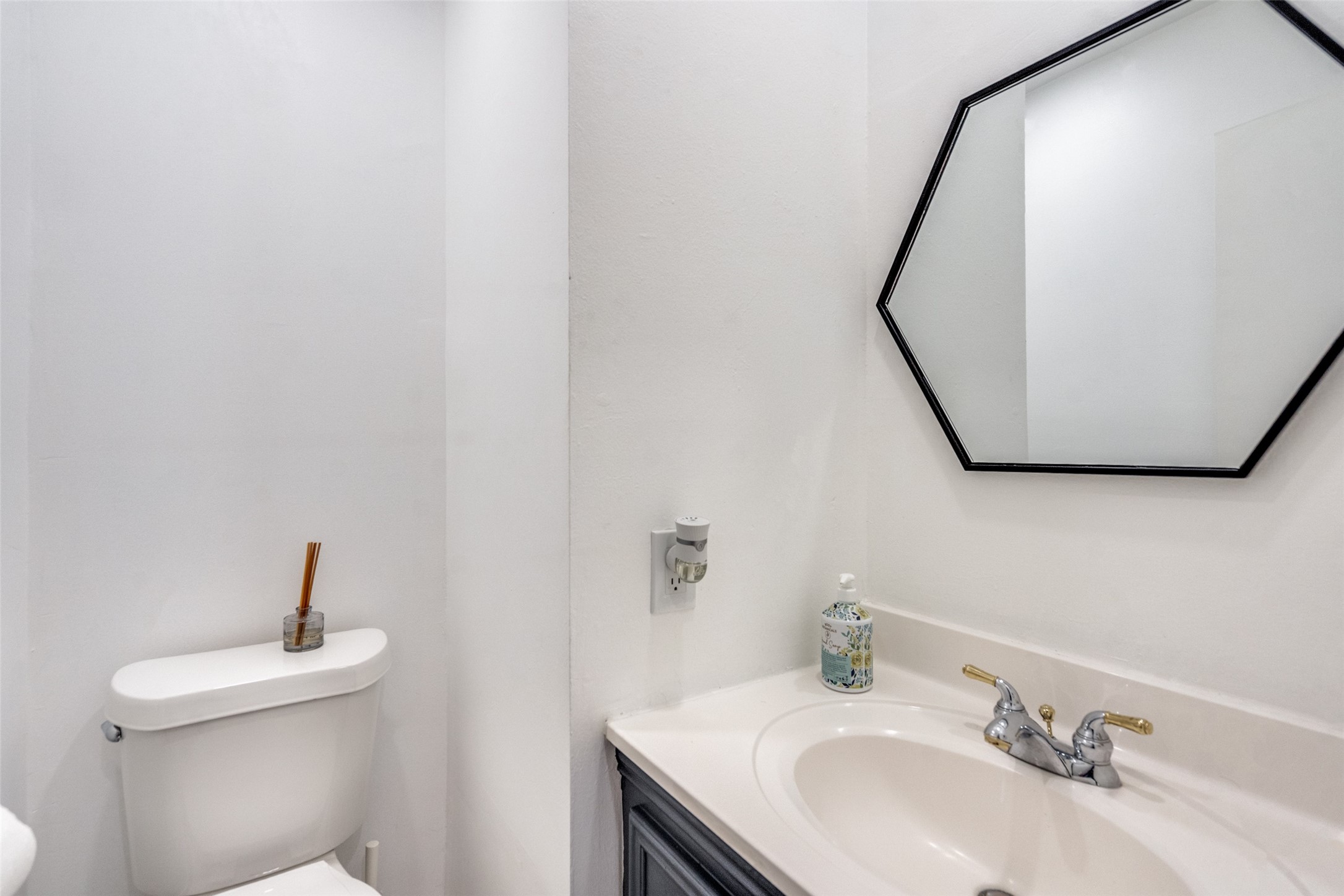 15642 Overmead Circle Dallas TX 75248