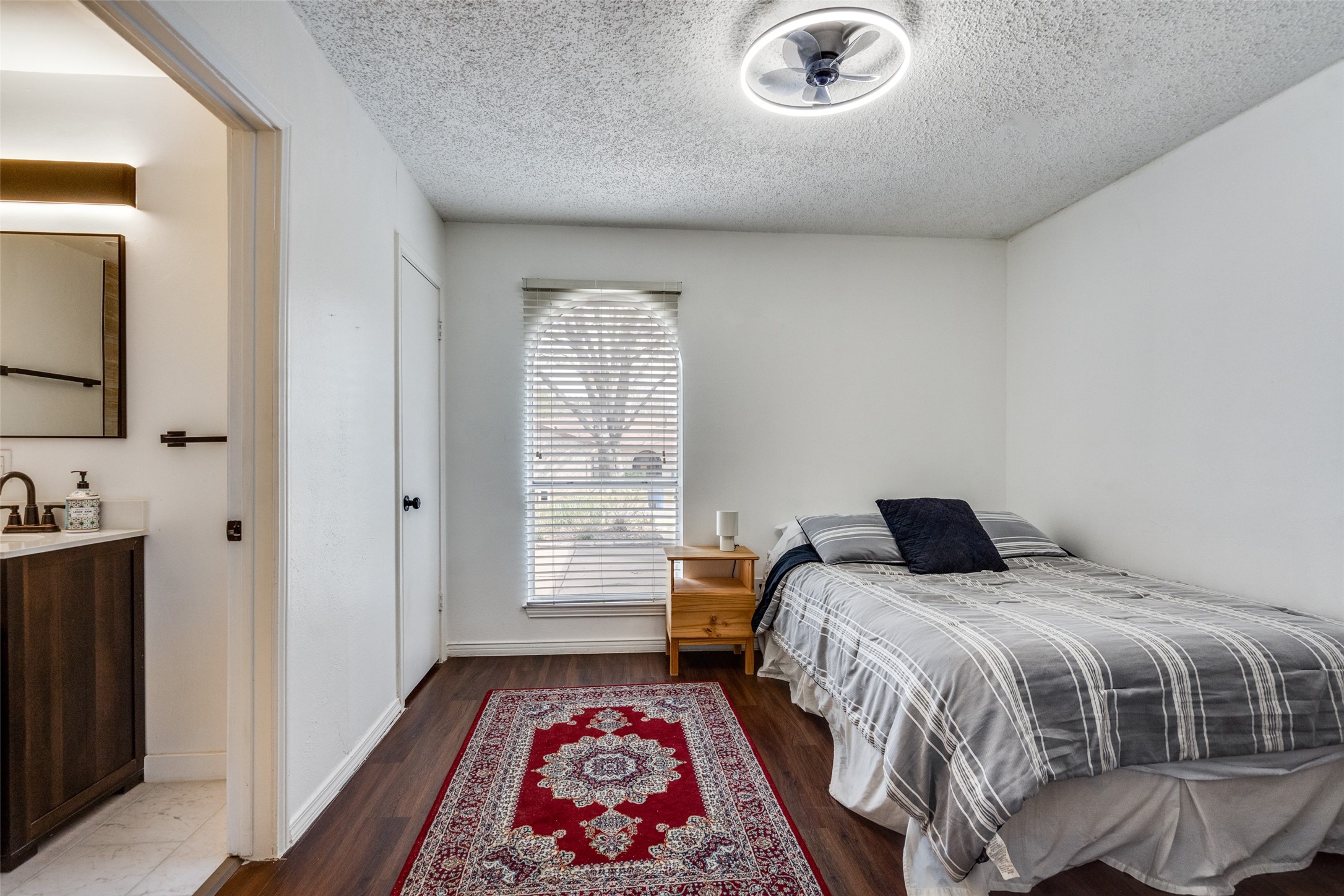 15642 Overmead Circle Dallas TX 75248