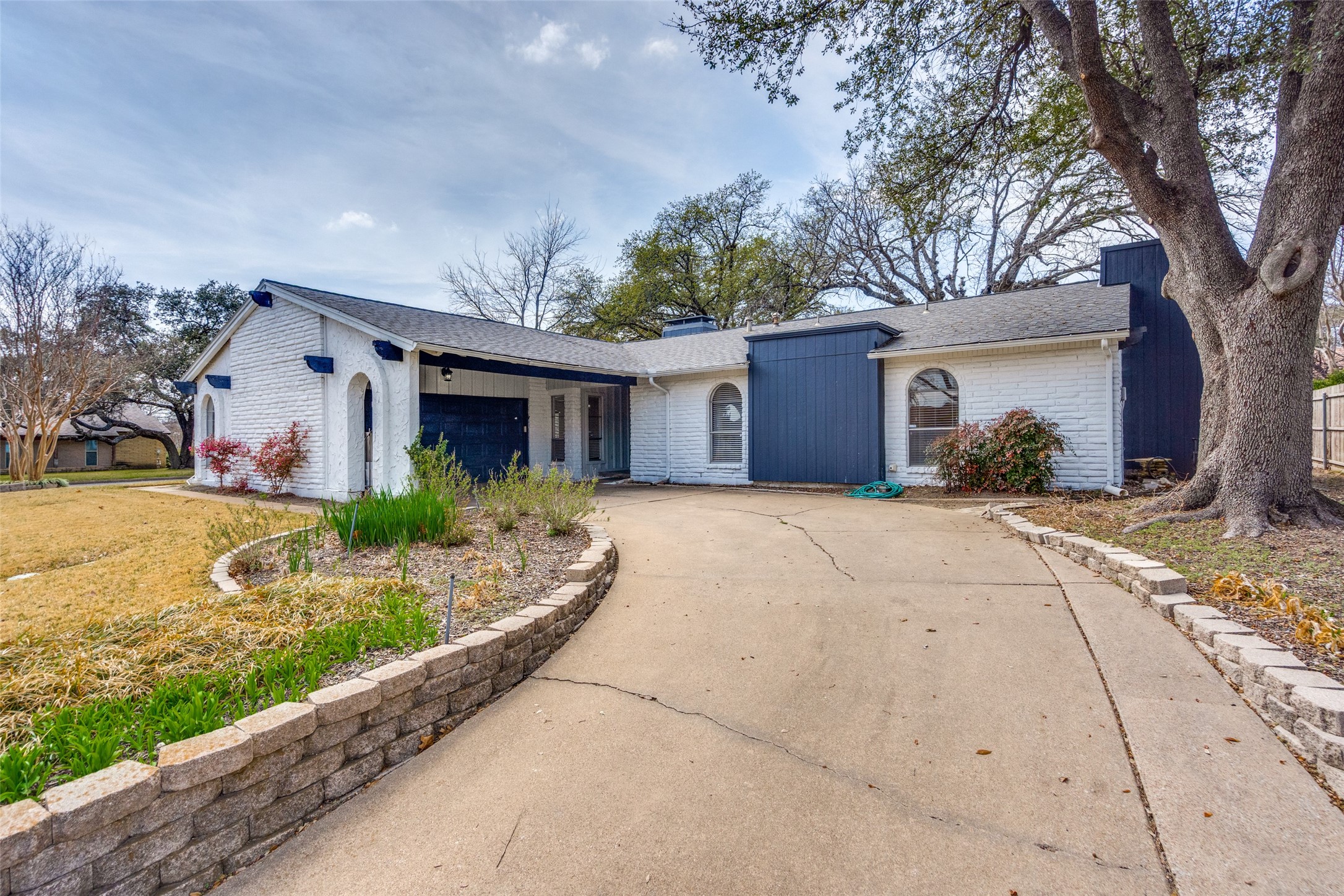 15642 Overmead Circle Dallas TX 75248