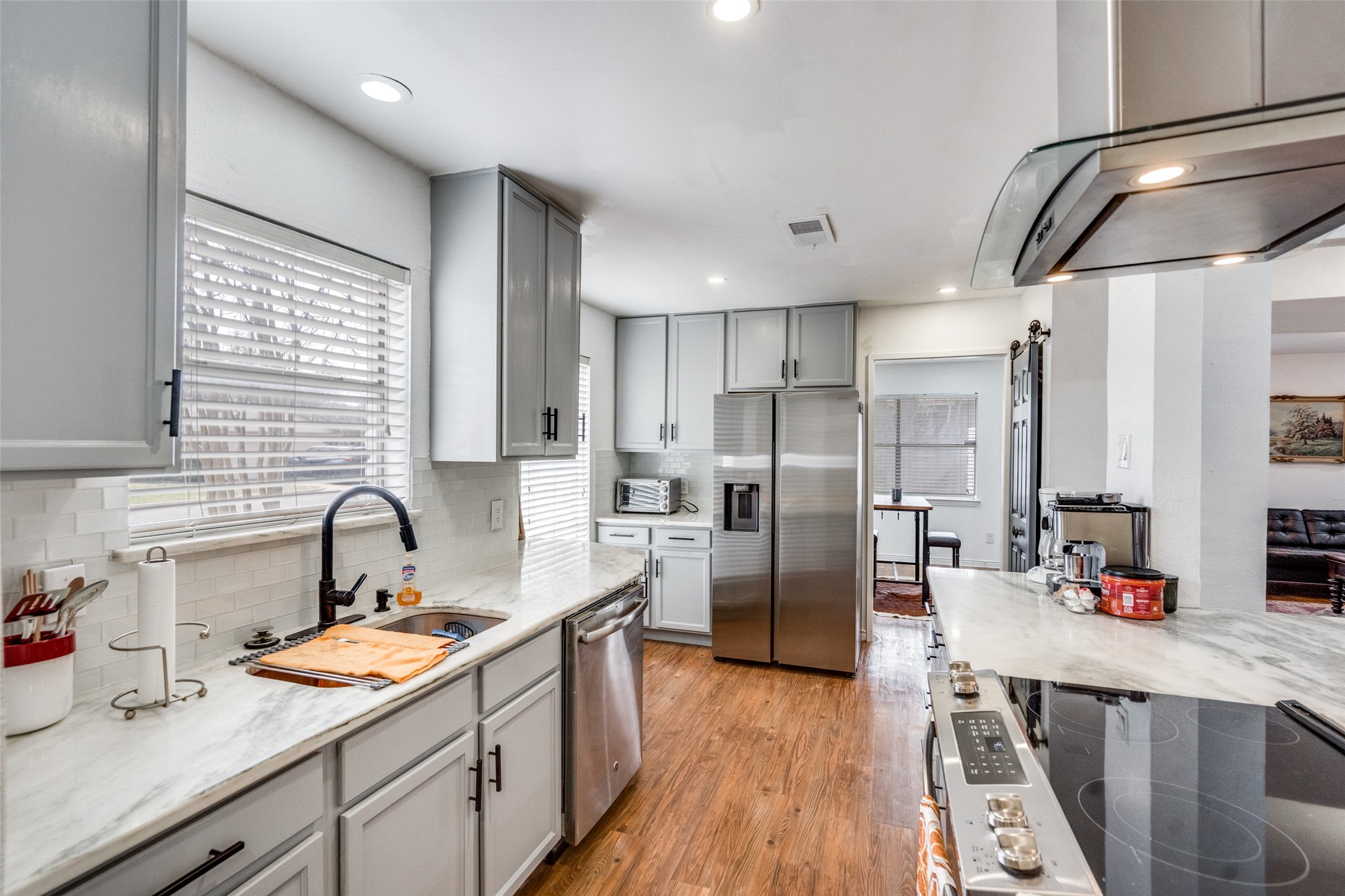 15642 Overmead Circle Dallas TX 75248