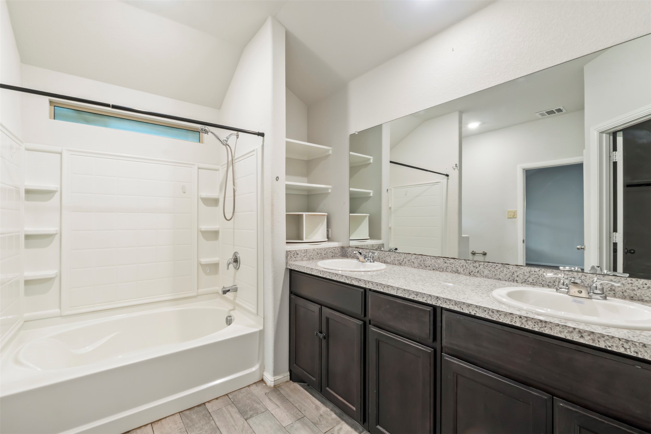 9717 Snowbell Lane Fort Worth TX 76036