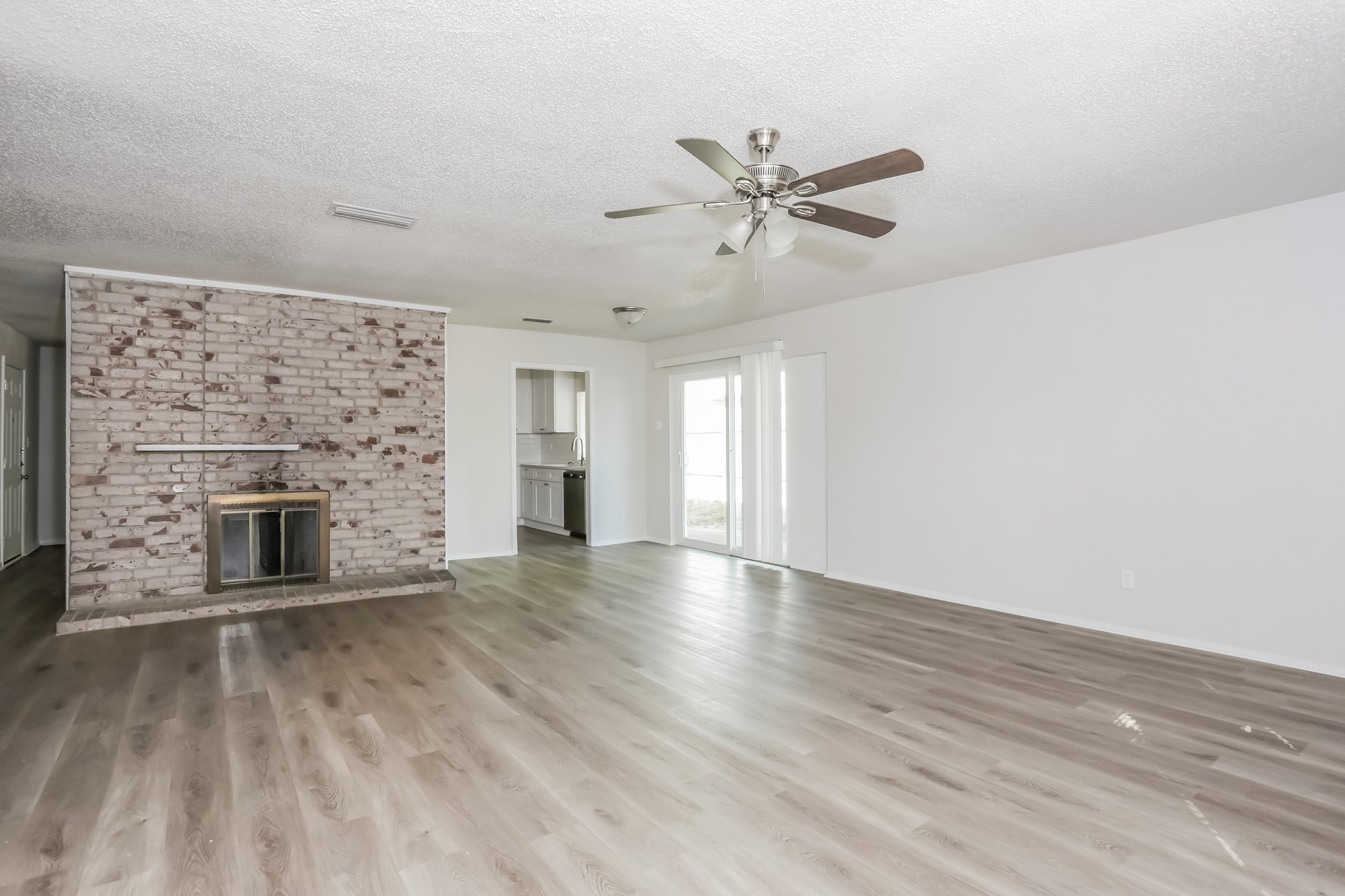 5037 Collingwood Drive Garland TX 75043