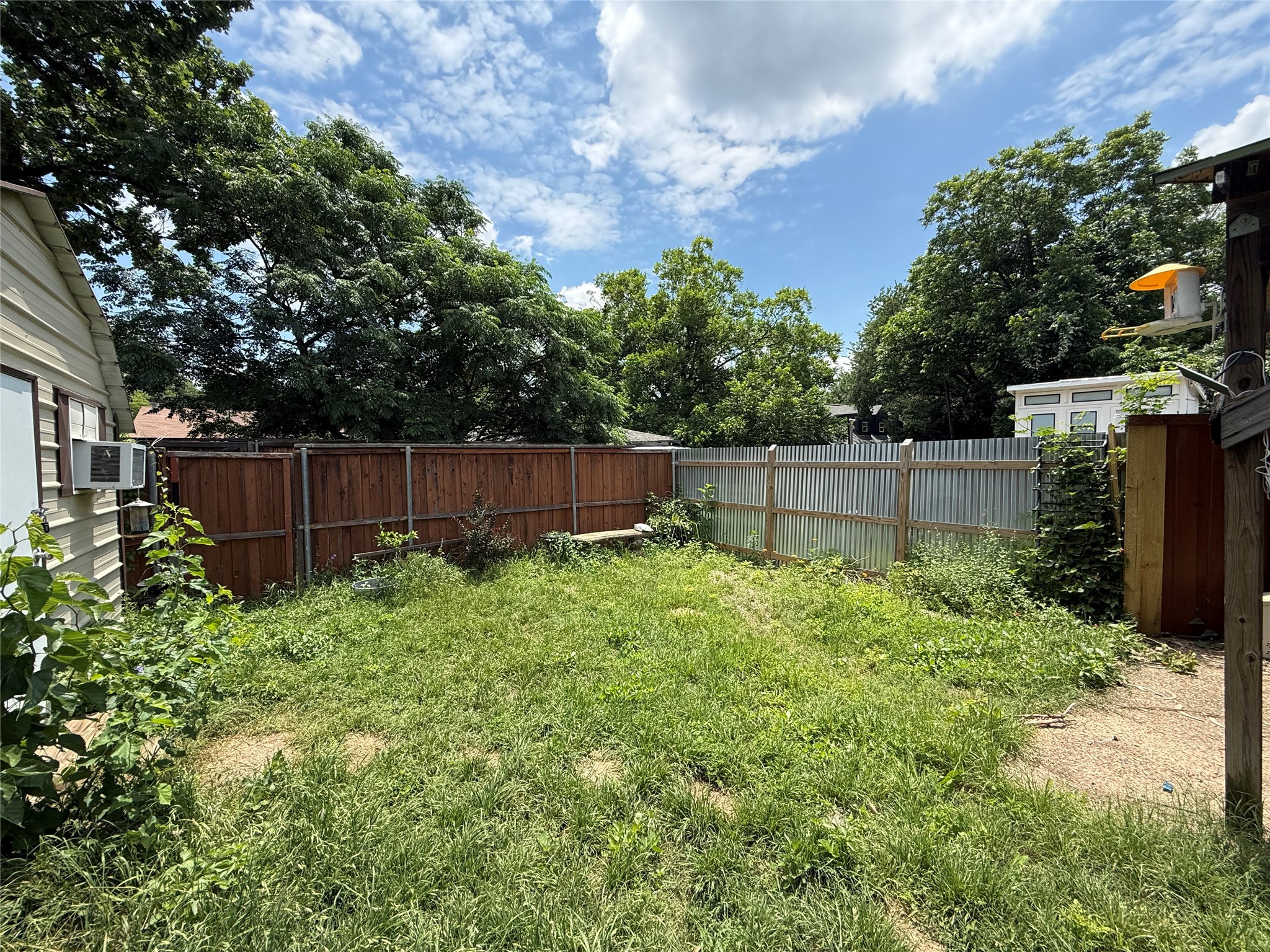 642 N Tyler Street Dallas TX 75208