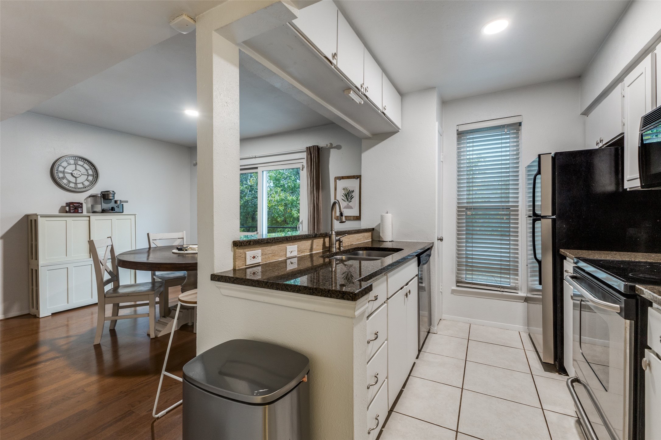 4020 Holland Avenue Dallas TX 75219