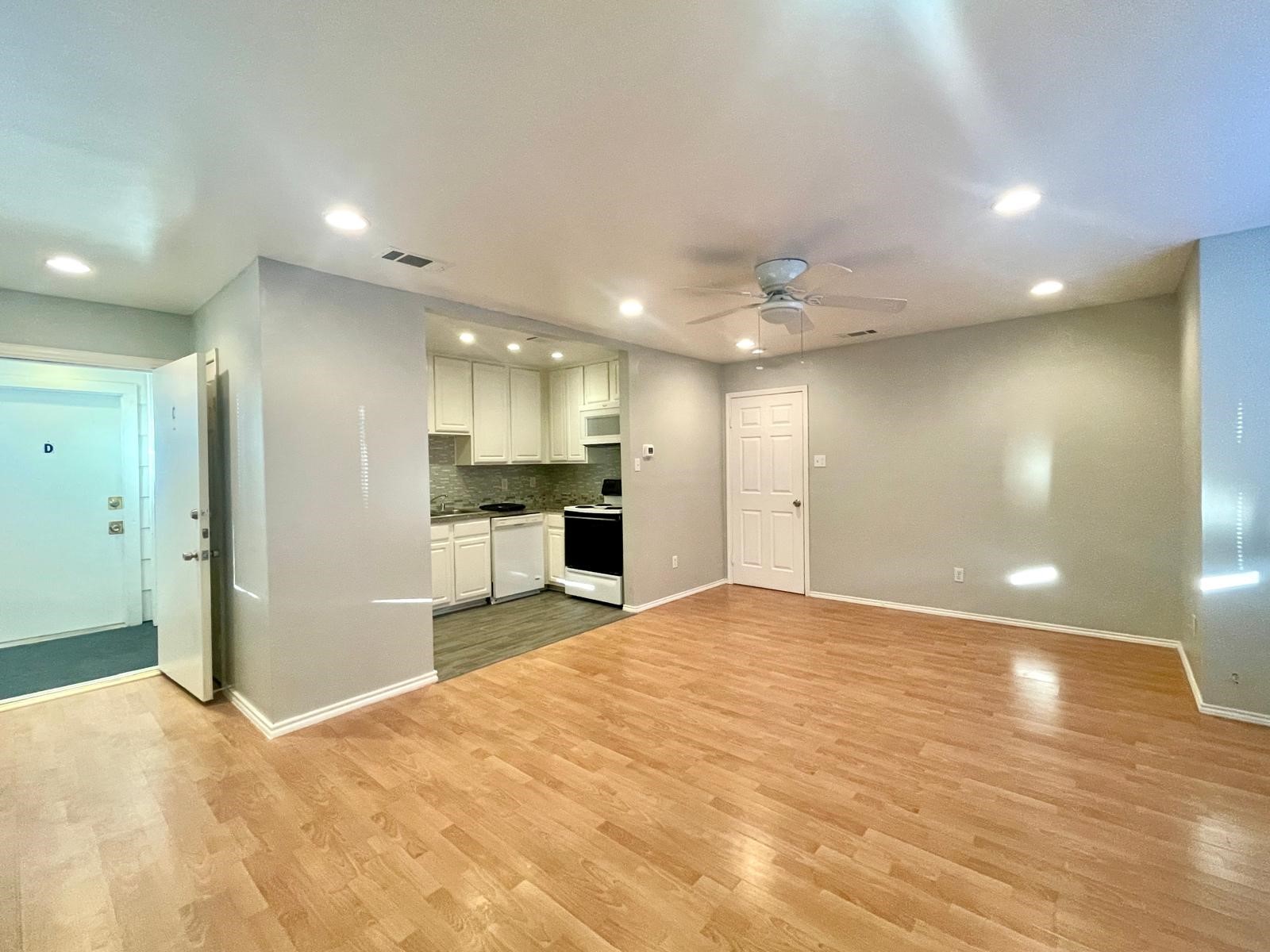 307 E Mitchell Street Arlington TX 76010