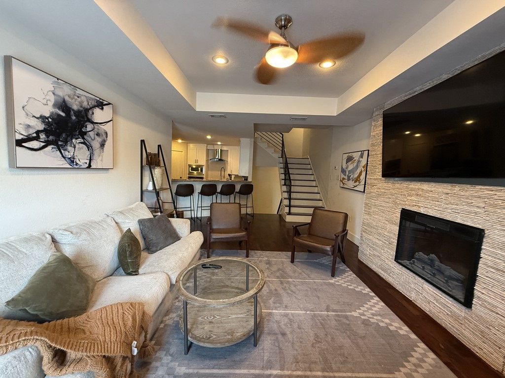 1323 Saint Joseph Street Dallas TX 75204