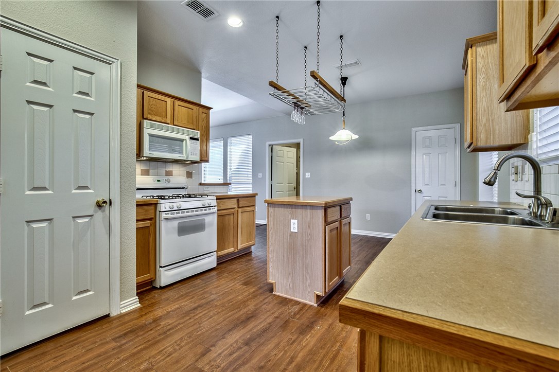 4424 Maple Shade Avenue Sachse TX 75048