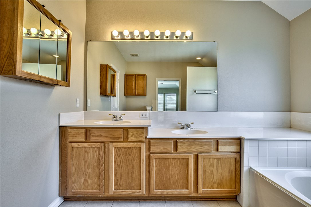 4424 Maple Shade Avenue Sachse TX 75048