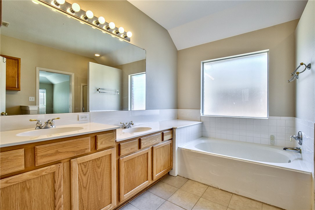 4424 Maple Shade Avenue Sachse TX 75048