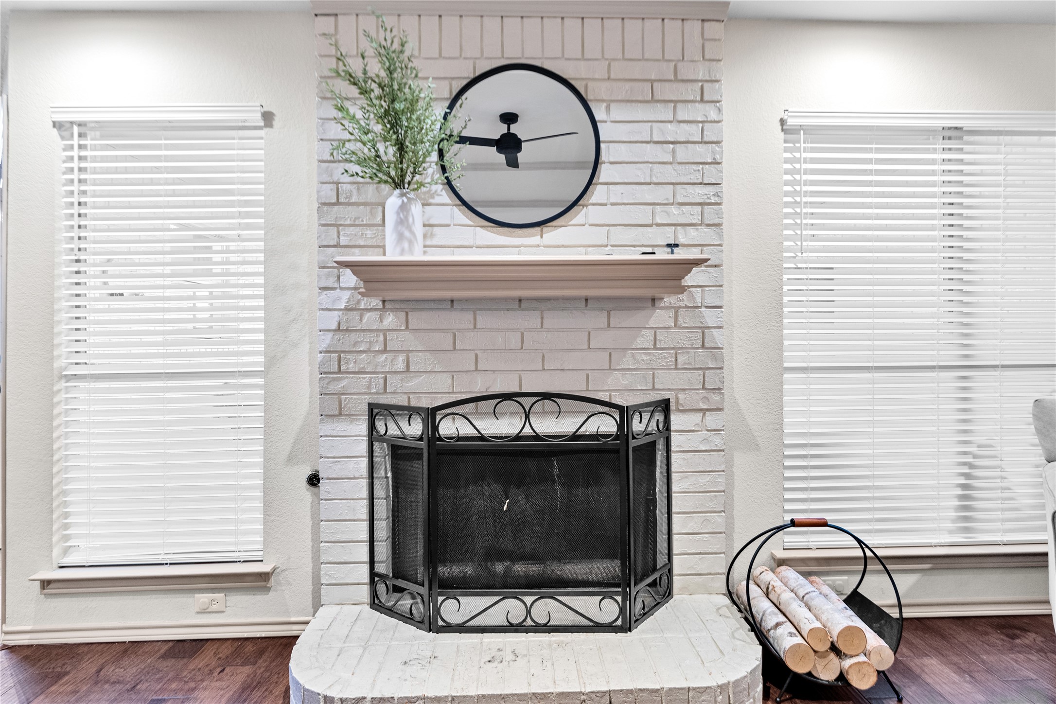 5202 Heatherdale Drive Grapevine TX 76051