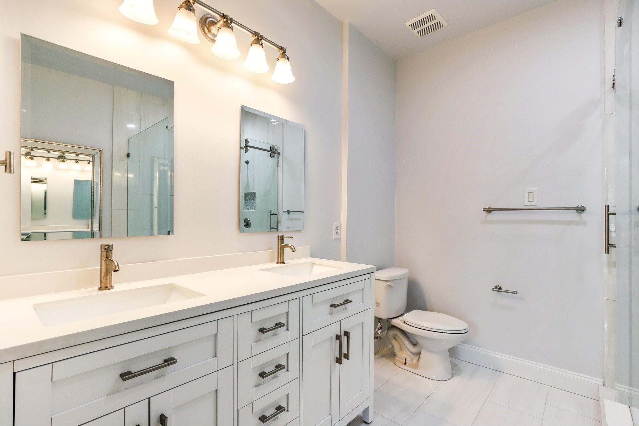 5836 La Vista Drive Dallas TX 75206