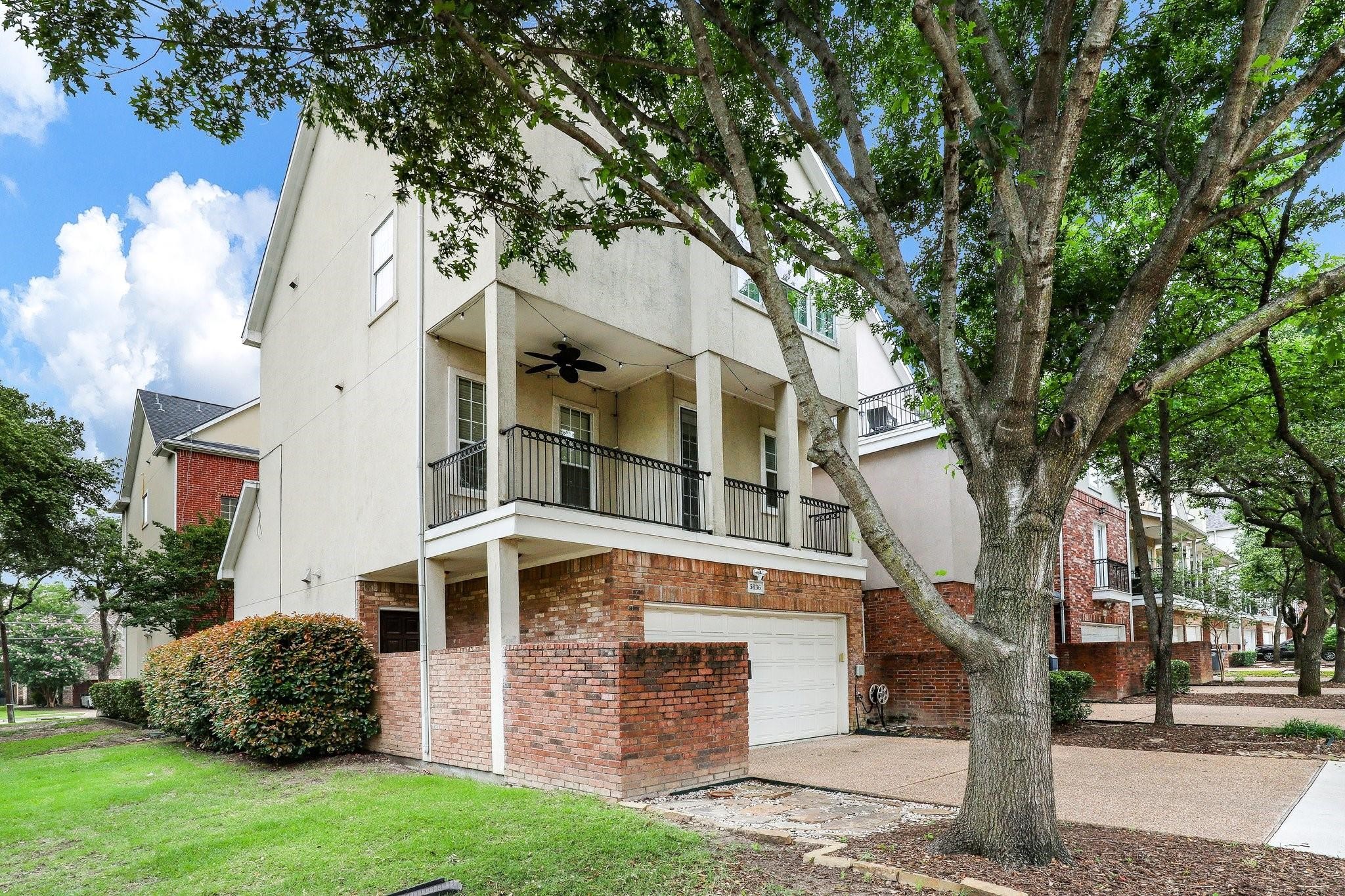 5836 La Vista Drive Dallas TX 75206