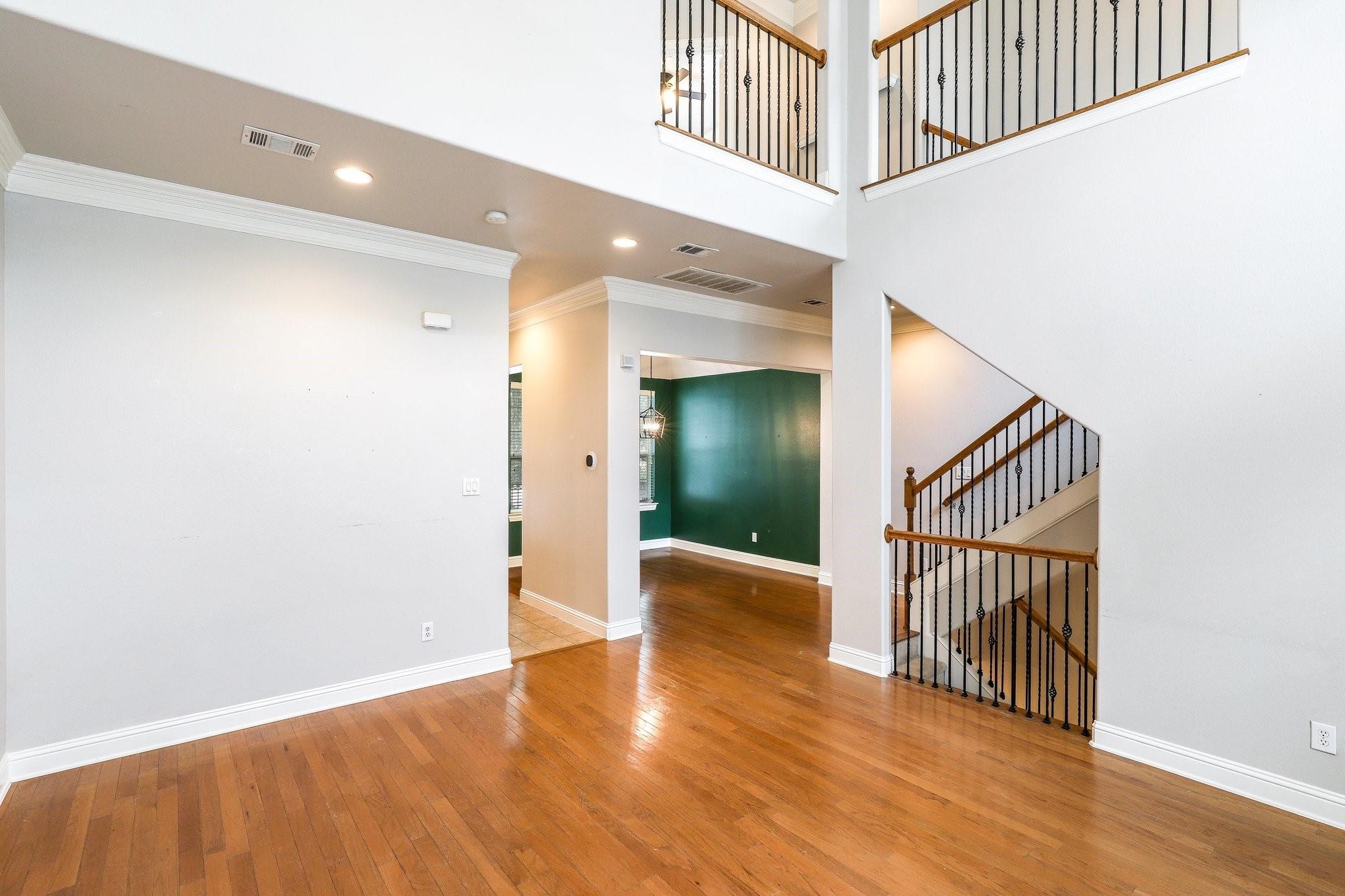 5836 La Vista Drive Dallas TX 75206
