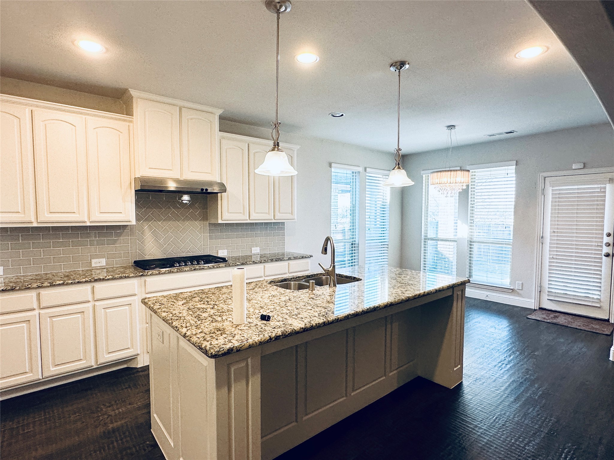 4712 El Paso Street Mckinney TX 75070