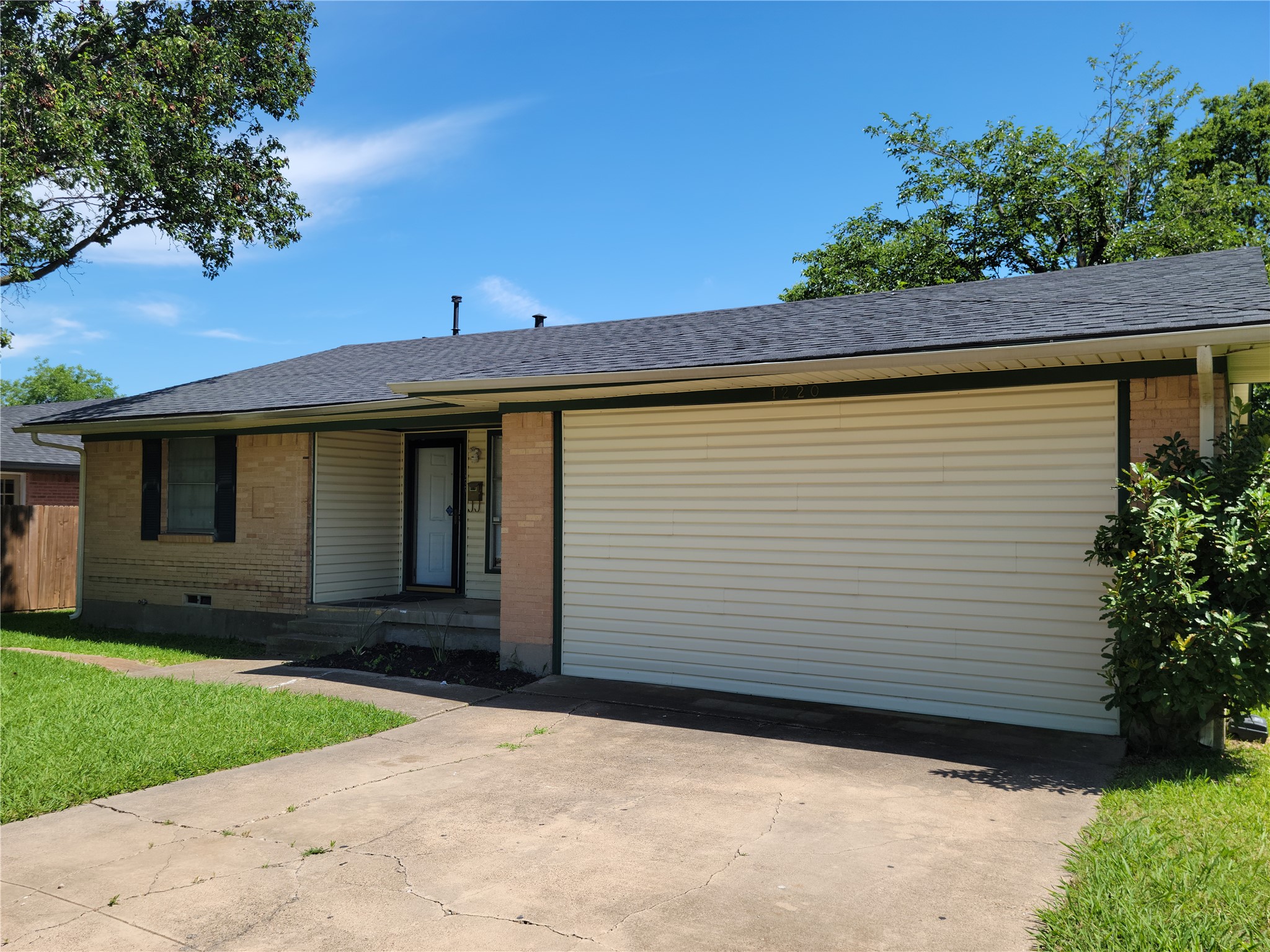 1220 Lewis Drive Garland TX 75041