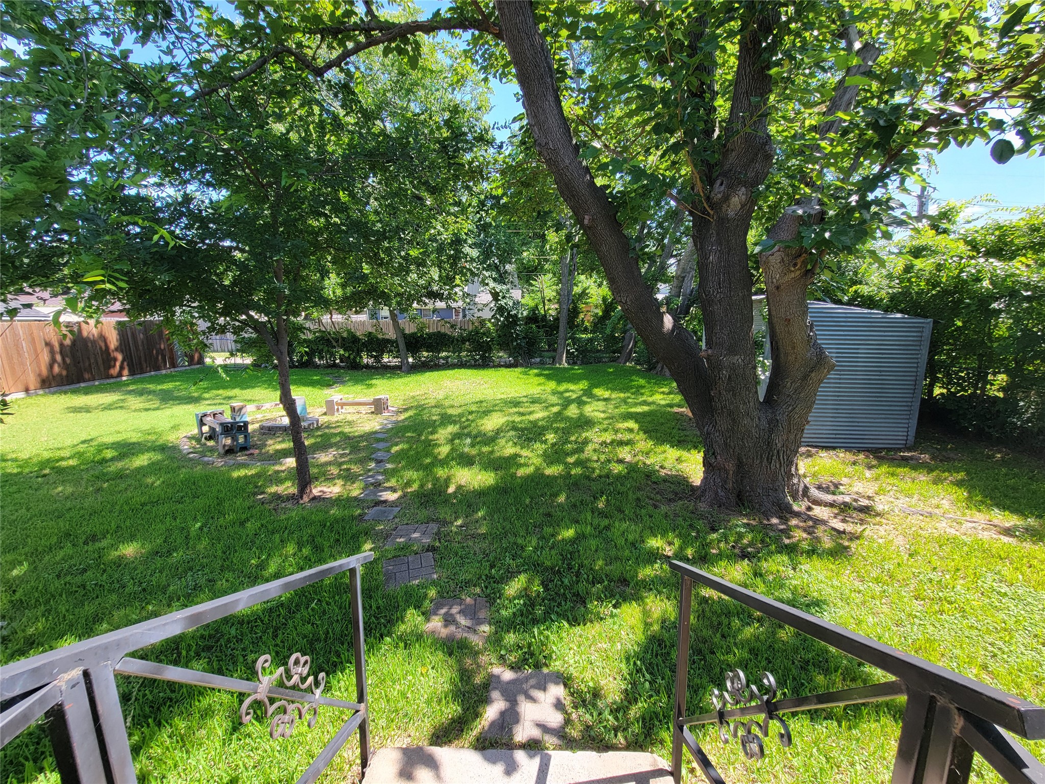 1220 Lewis Drive Garland TX 75041