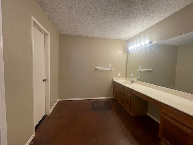 1226 W Hudgins Street Grapevine TX 76051