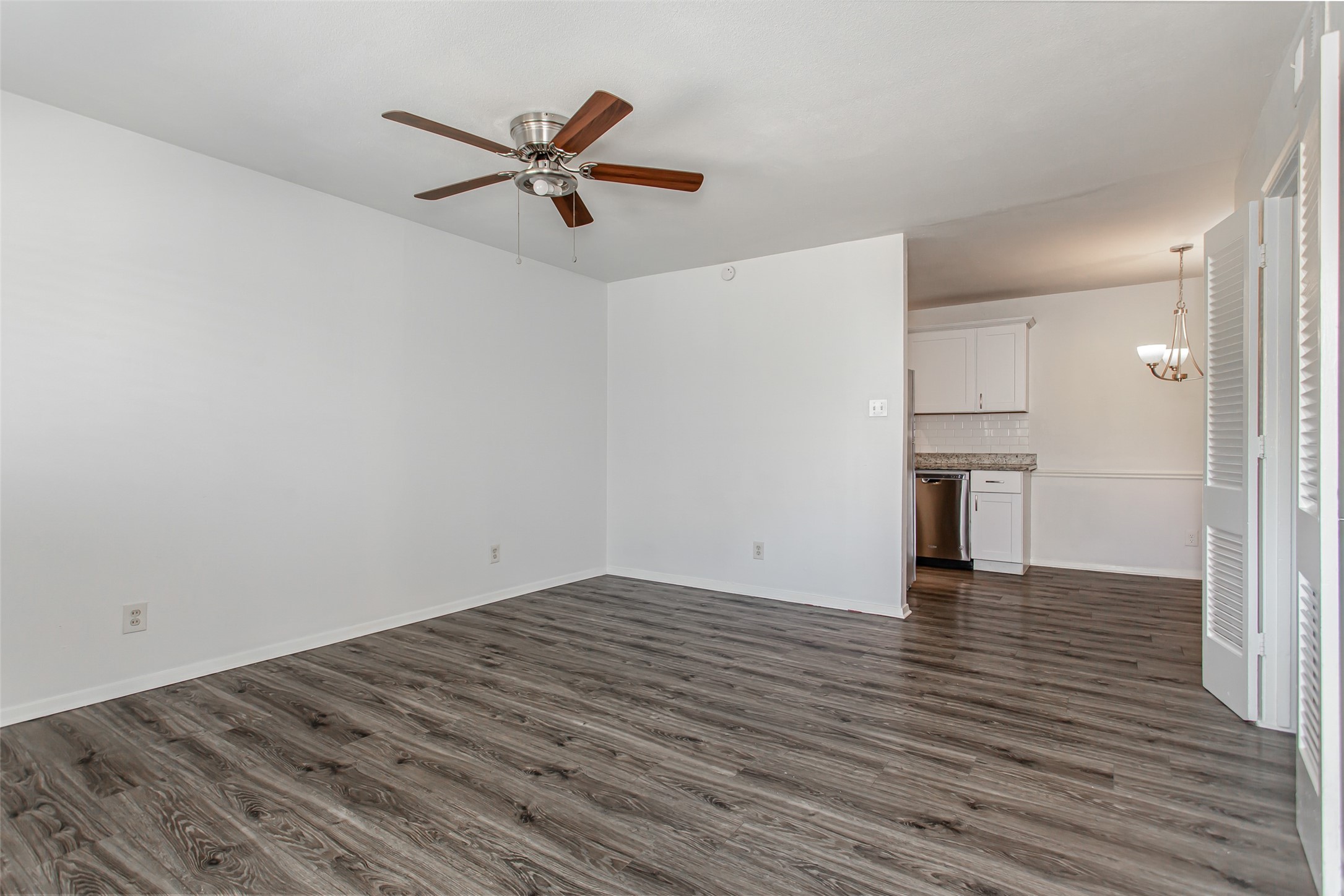 5722 Gaston Avenue Dallas TX 75214