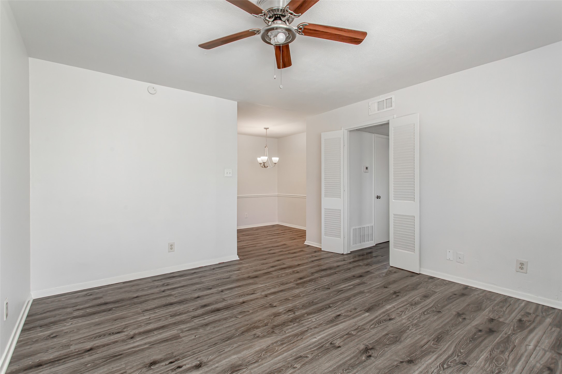 5722 Gaston Avenue Dallas TX 75214