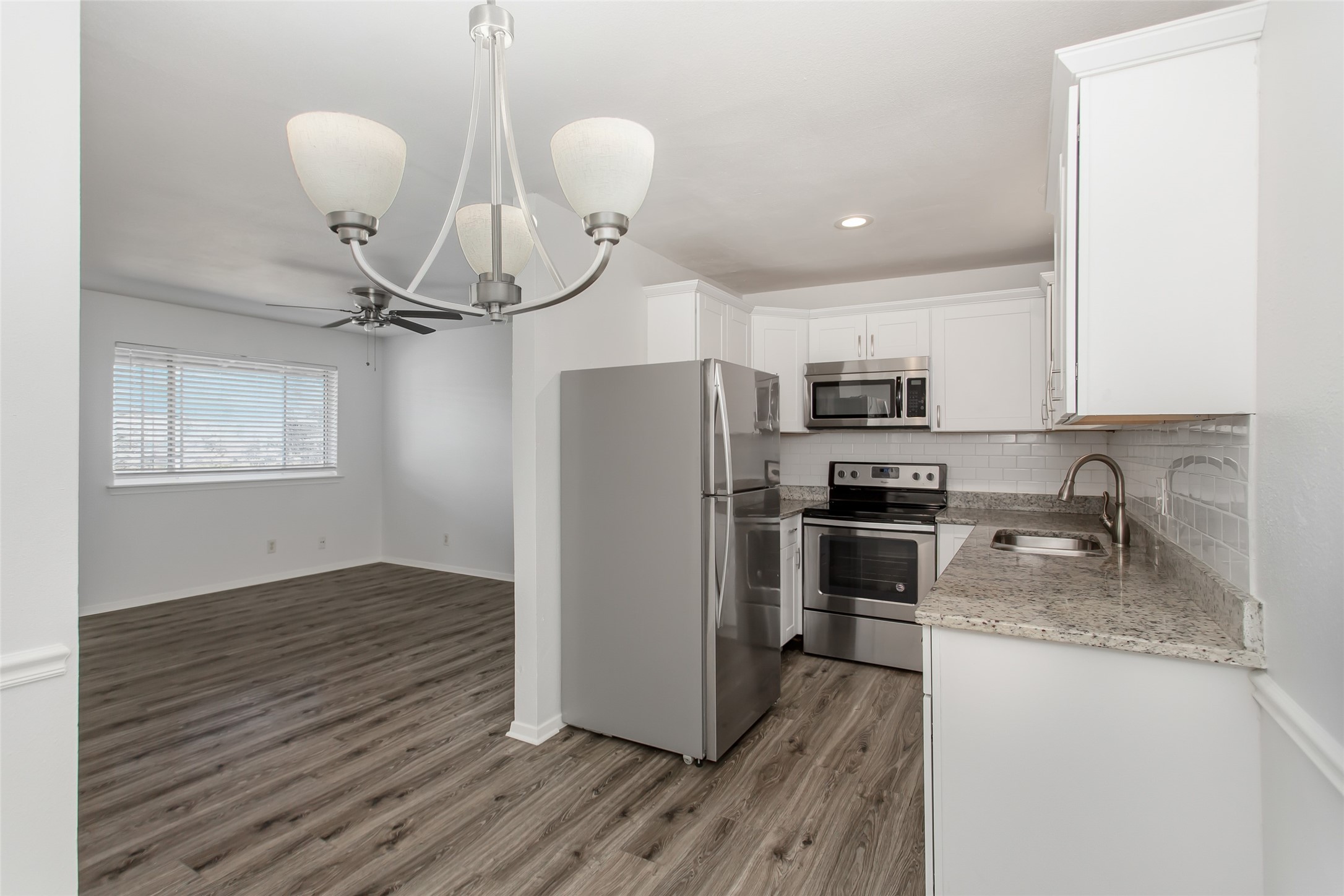 5722 Gaston Avenue Dallas TX 75214