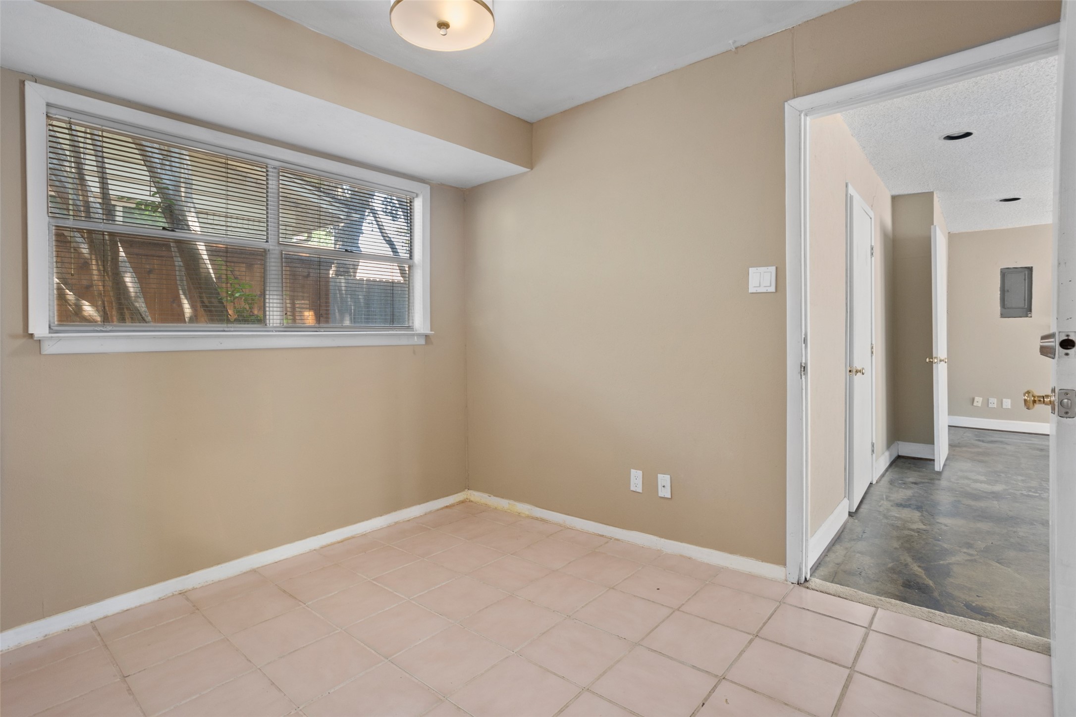 6948 Valhalla Road Fort Worth TX 76116