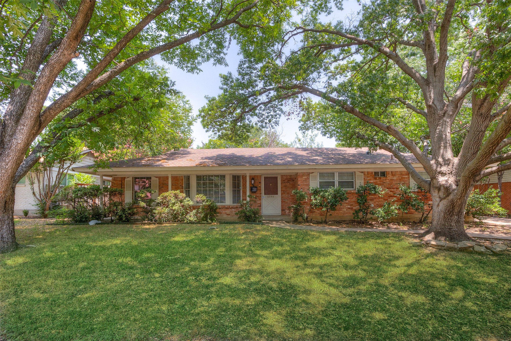 6948 Valhalla Road Fort Worth TX 76116