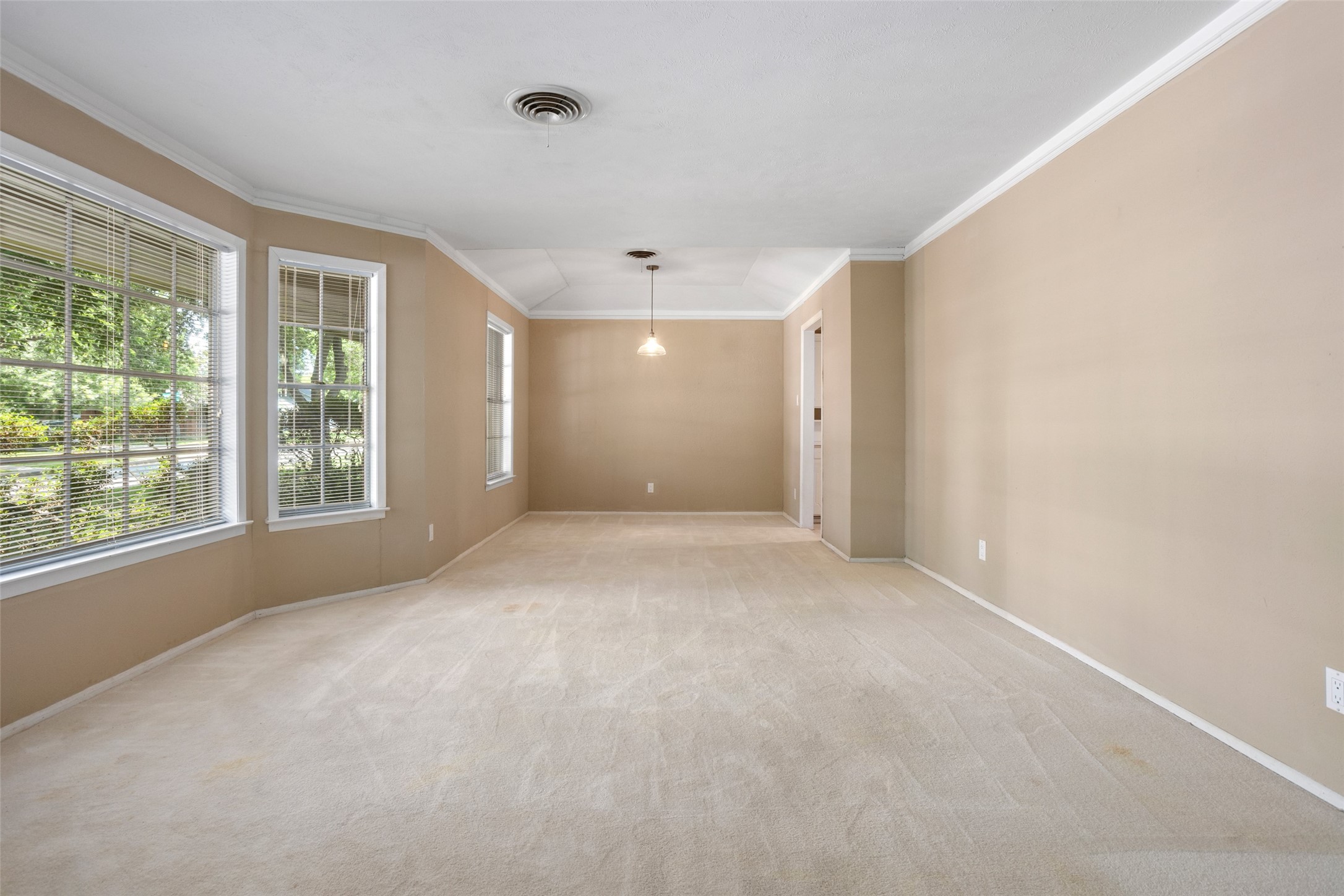 6948 Valhalla Road Fort Worth TX 76116