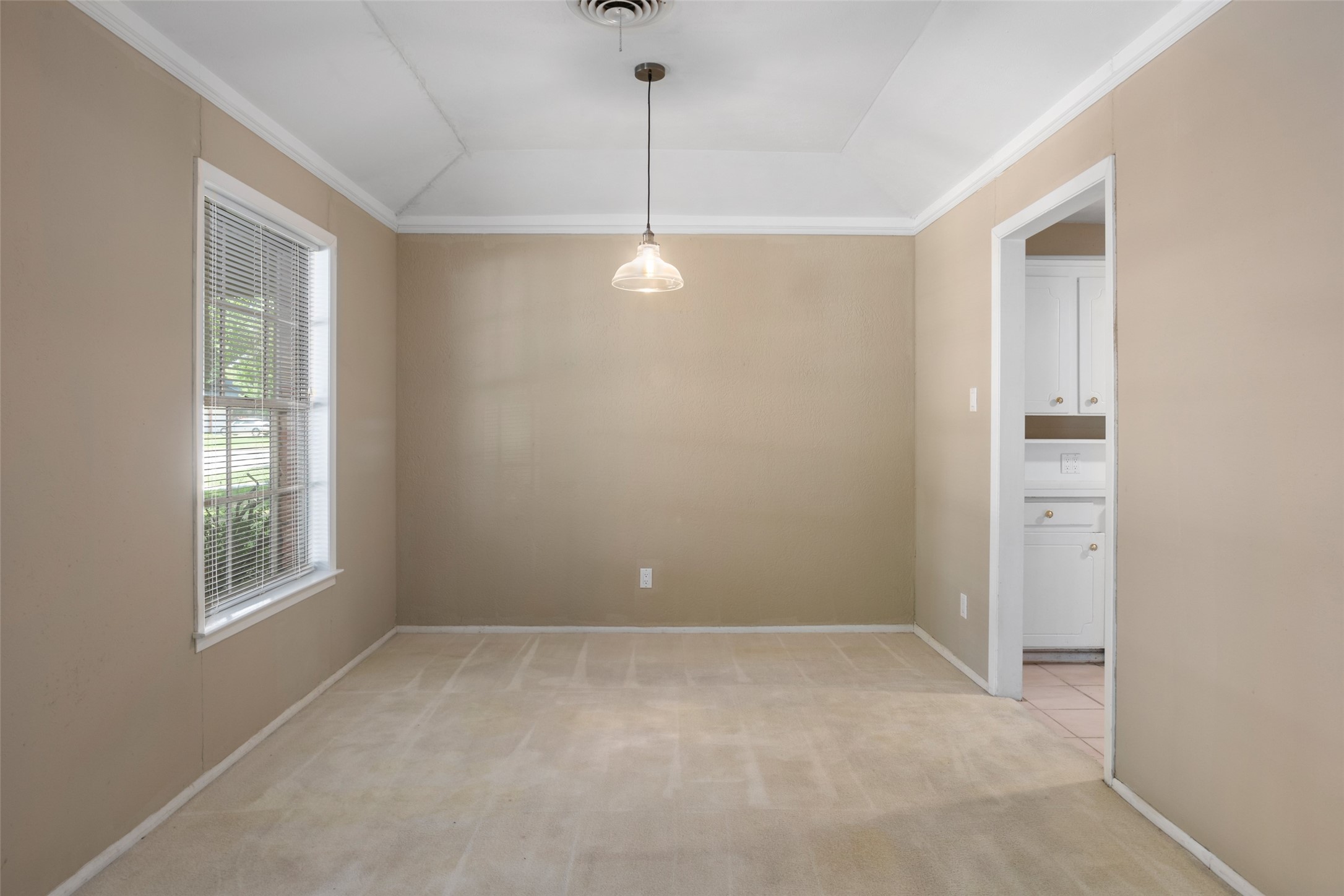 6948 Valhalla Road Fort Worth TX 76116