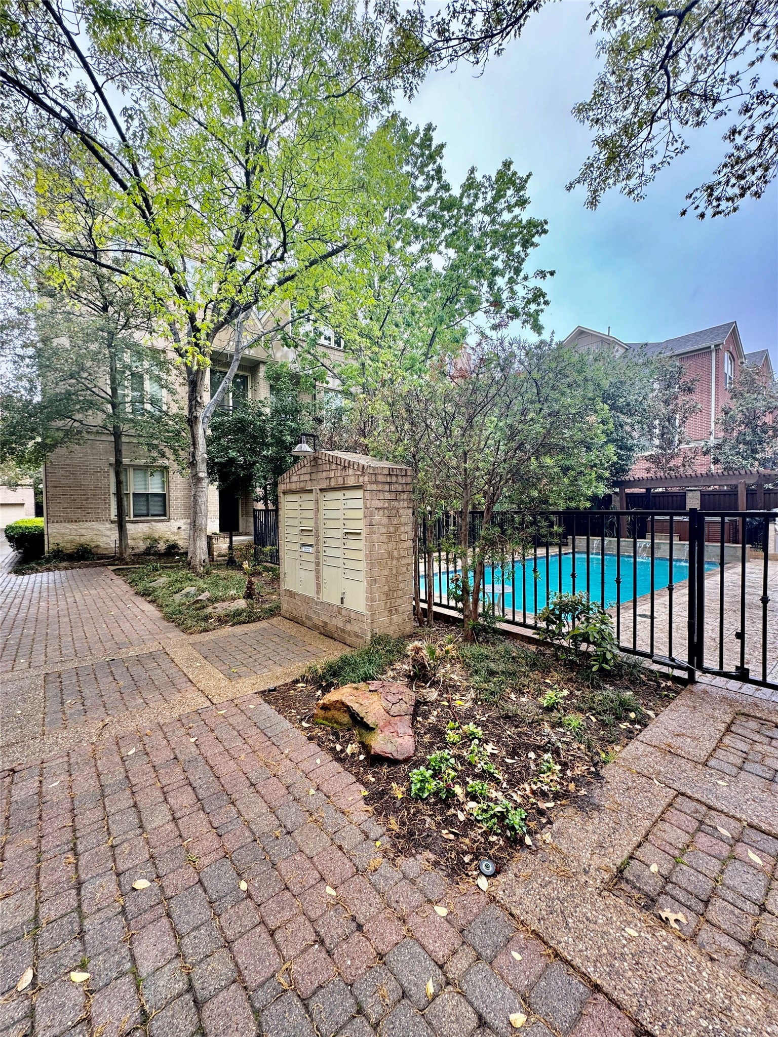 2847 Thomas Avenue Dallas TX 75204