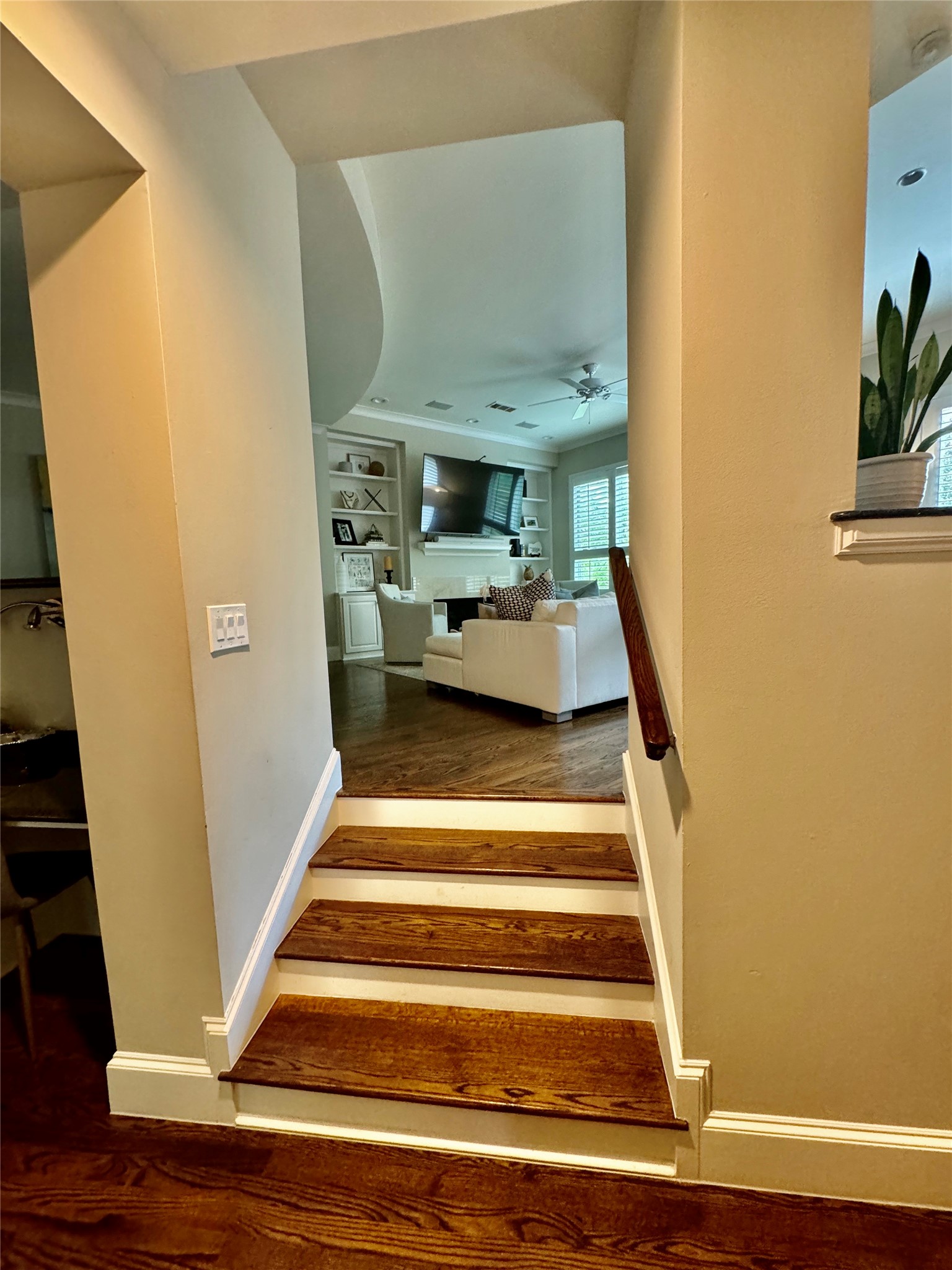 2847 Thomas Avenue Dallas TX 75204